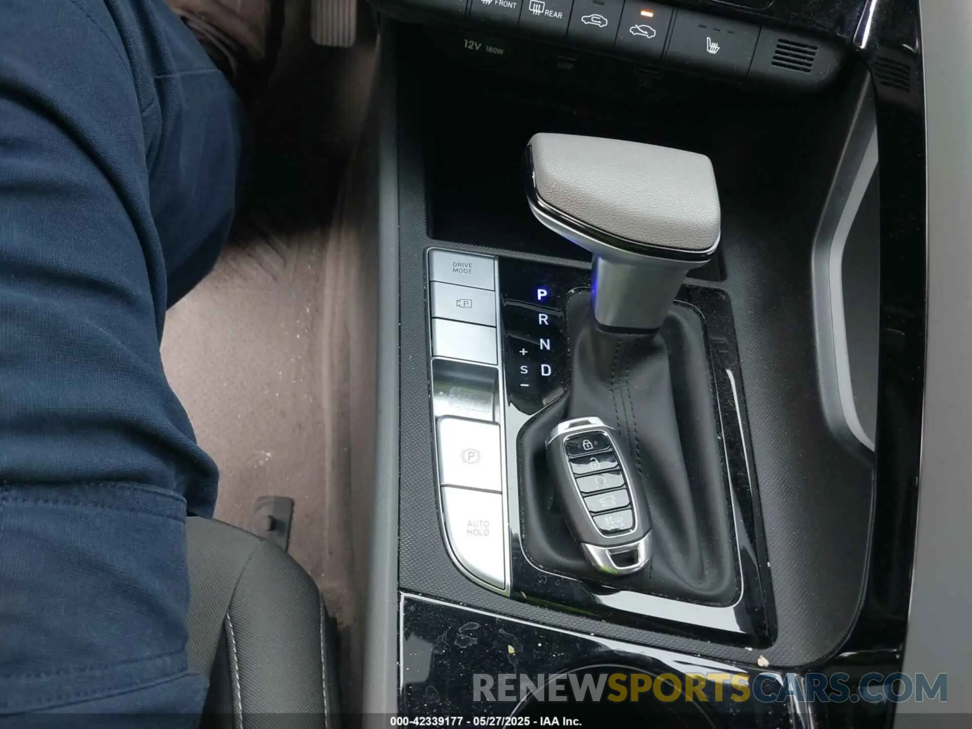 11 Photograph of a damaged car KMHLM4AJXPU077943 HYUNDAI ELANTRA HYBRID 2023