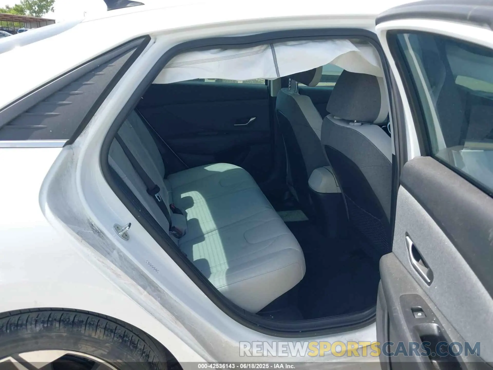 8 Photograph of a damaged car KMHLN4AJ0PU046651 HYUNDAI ELANTRA HYBRID 2023