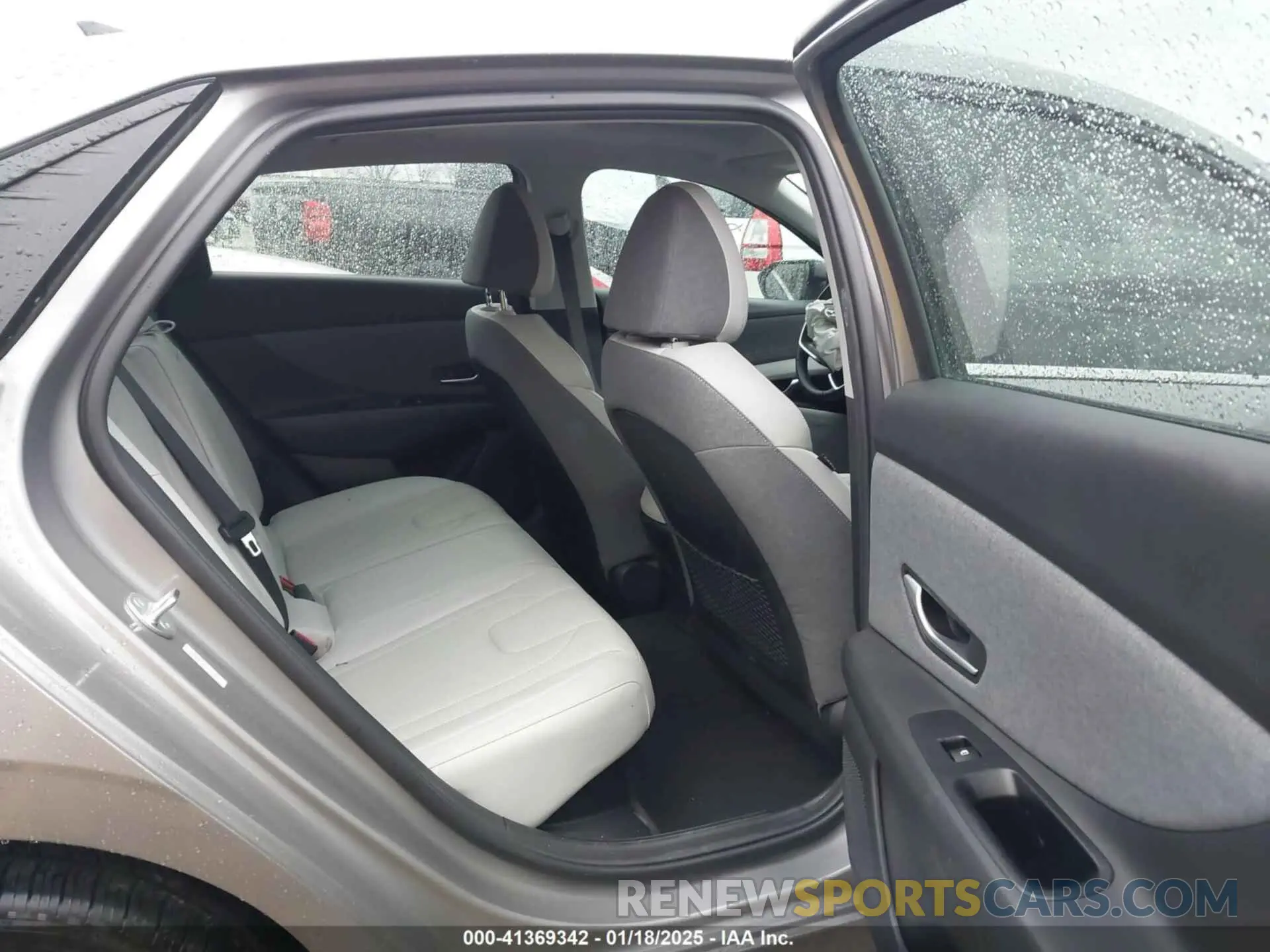 8 Photograph of a damaged car KMHLN4AJ3PU070846 HYUNDAI ELANTRA HYBRID 2023
