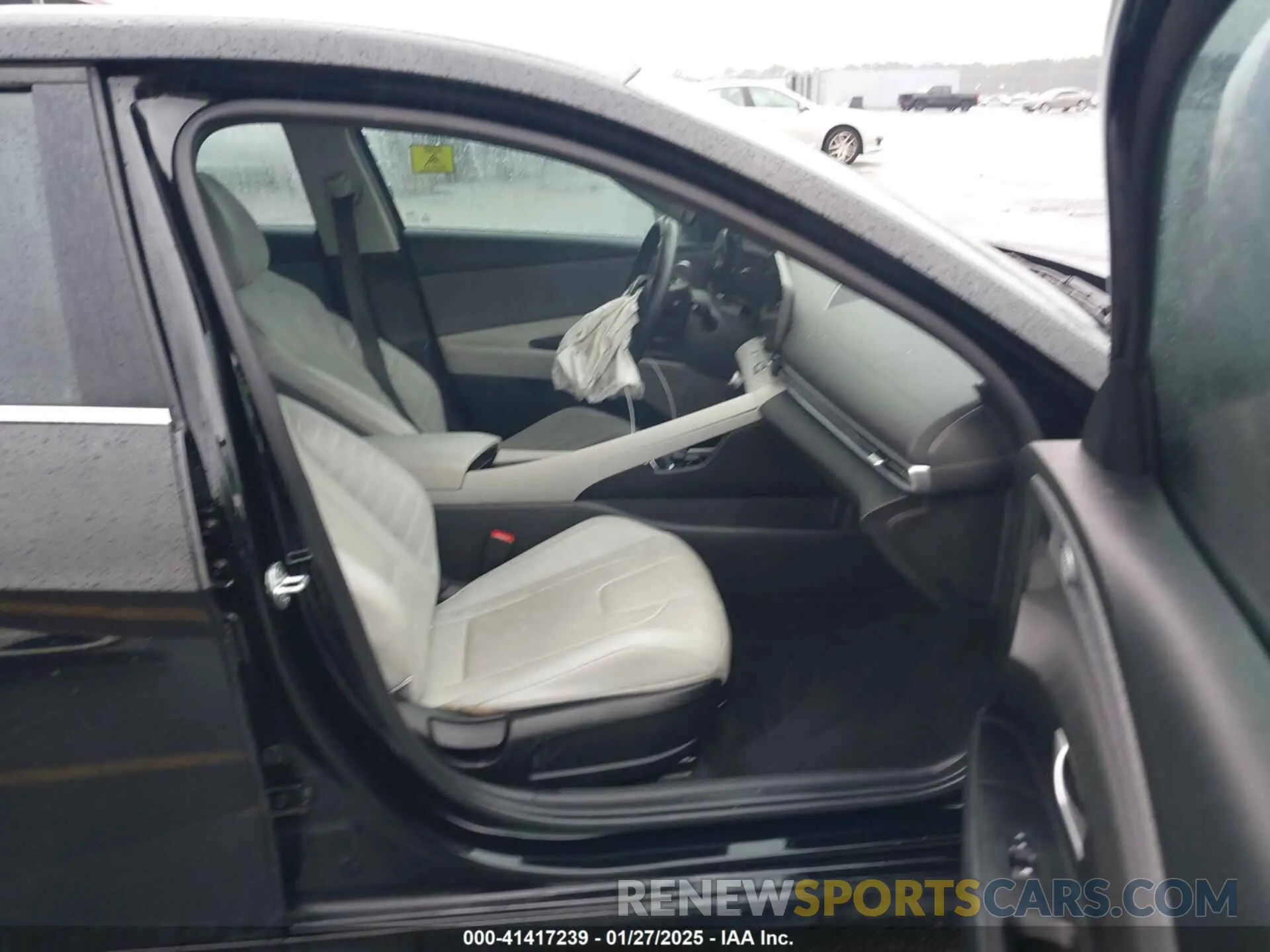 5 Photograph of a damaged car KMHLN4AJ4PU050654 HYUNDAI ELANTRA HYBRID 2023