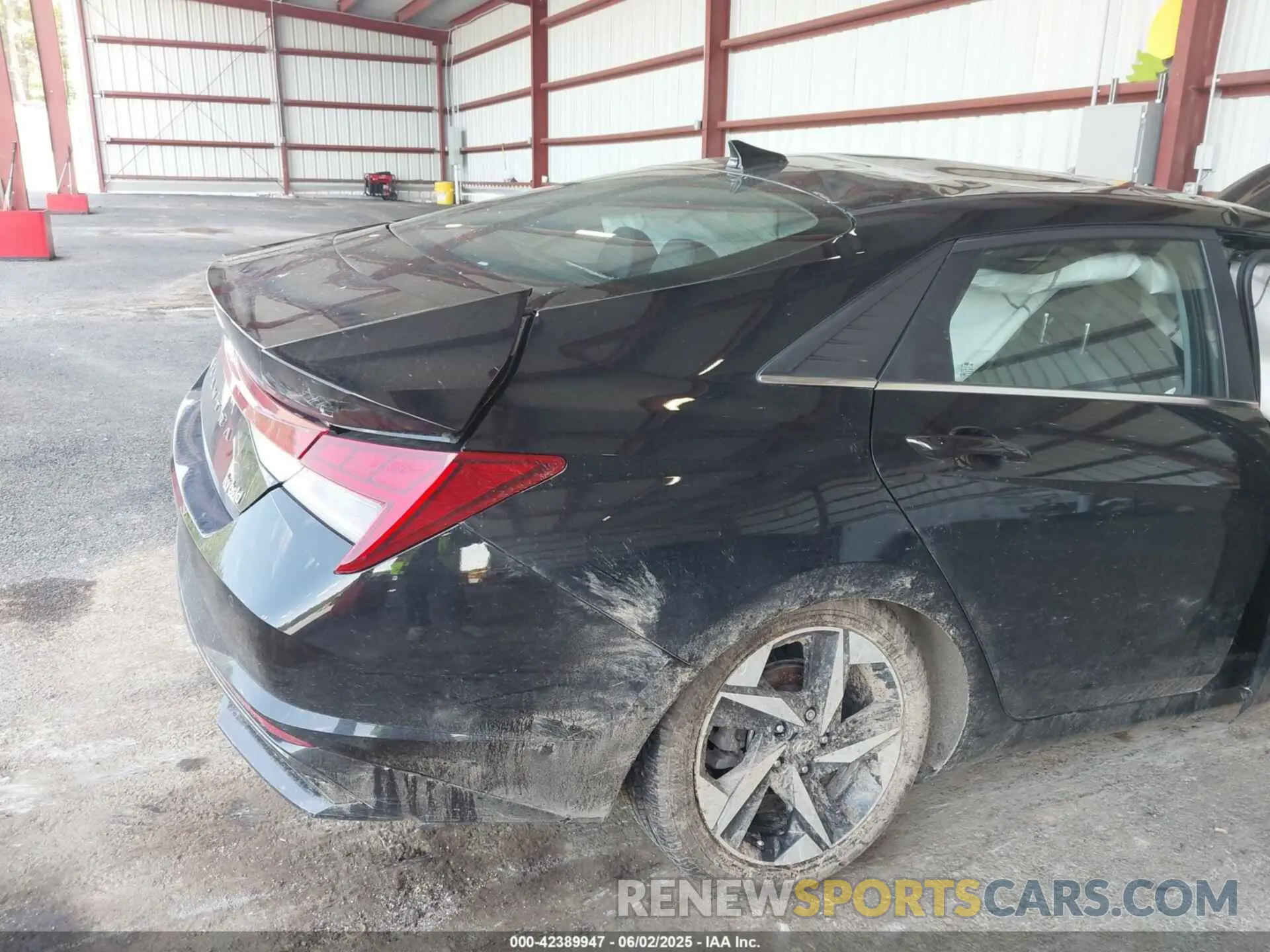18 Photograph of a damaged car KMHLN4AJ4PU052338 HYUNDAI ELANTRA HYBRID 2023