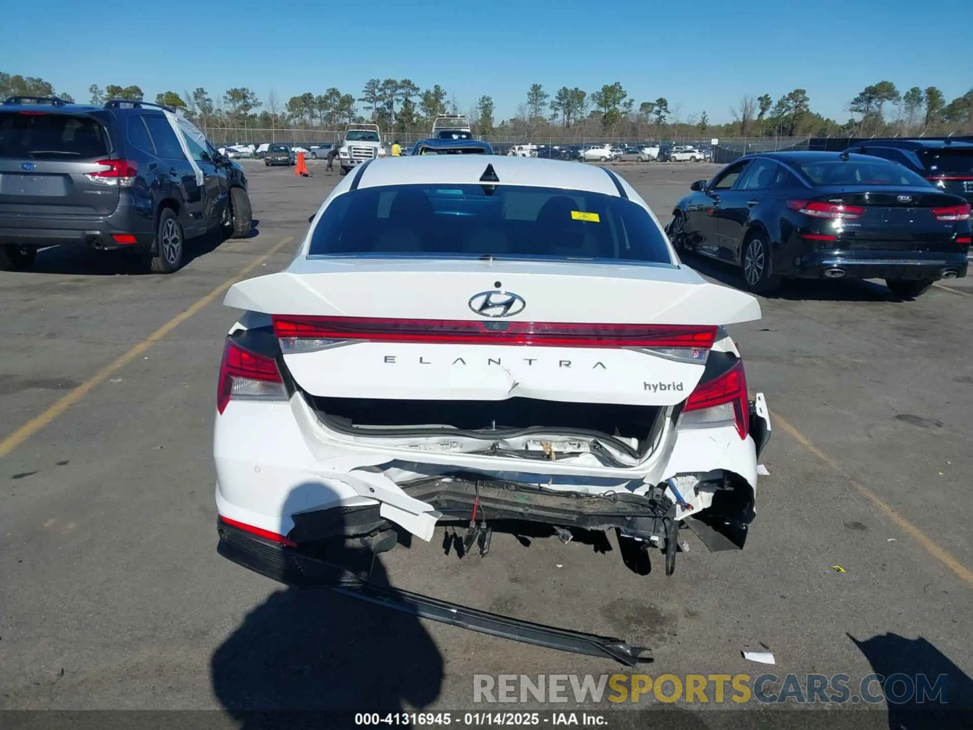 17 Photograph of a damaged car KMHLN4AJ4PU055255 HYUNDAI ELANTRA HYBRID 2023