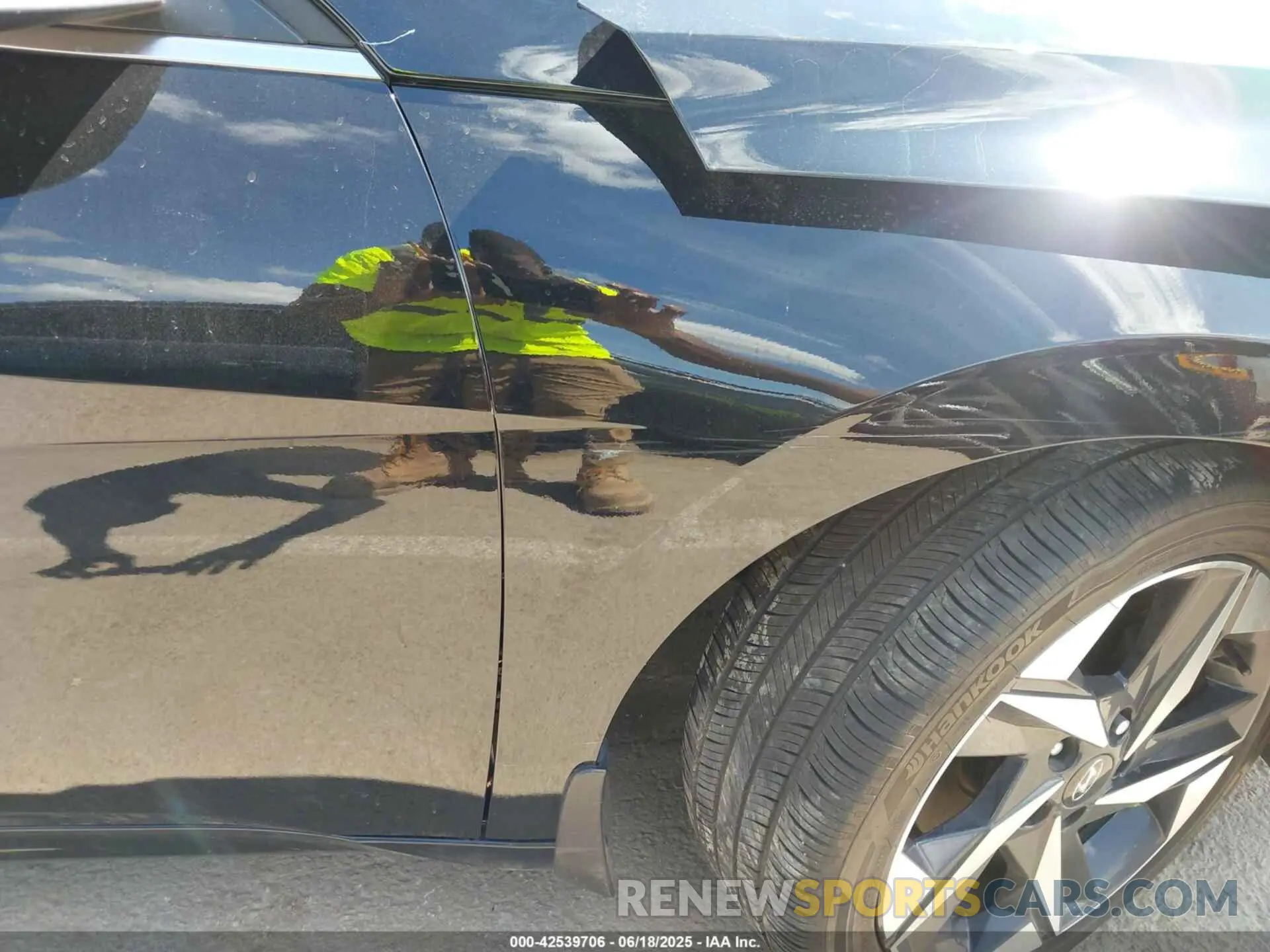 17 Photograph of a damaged car KMHLN4AJ5PU061517 HYUNDAI ELANTRA HYBRID 2023