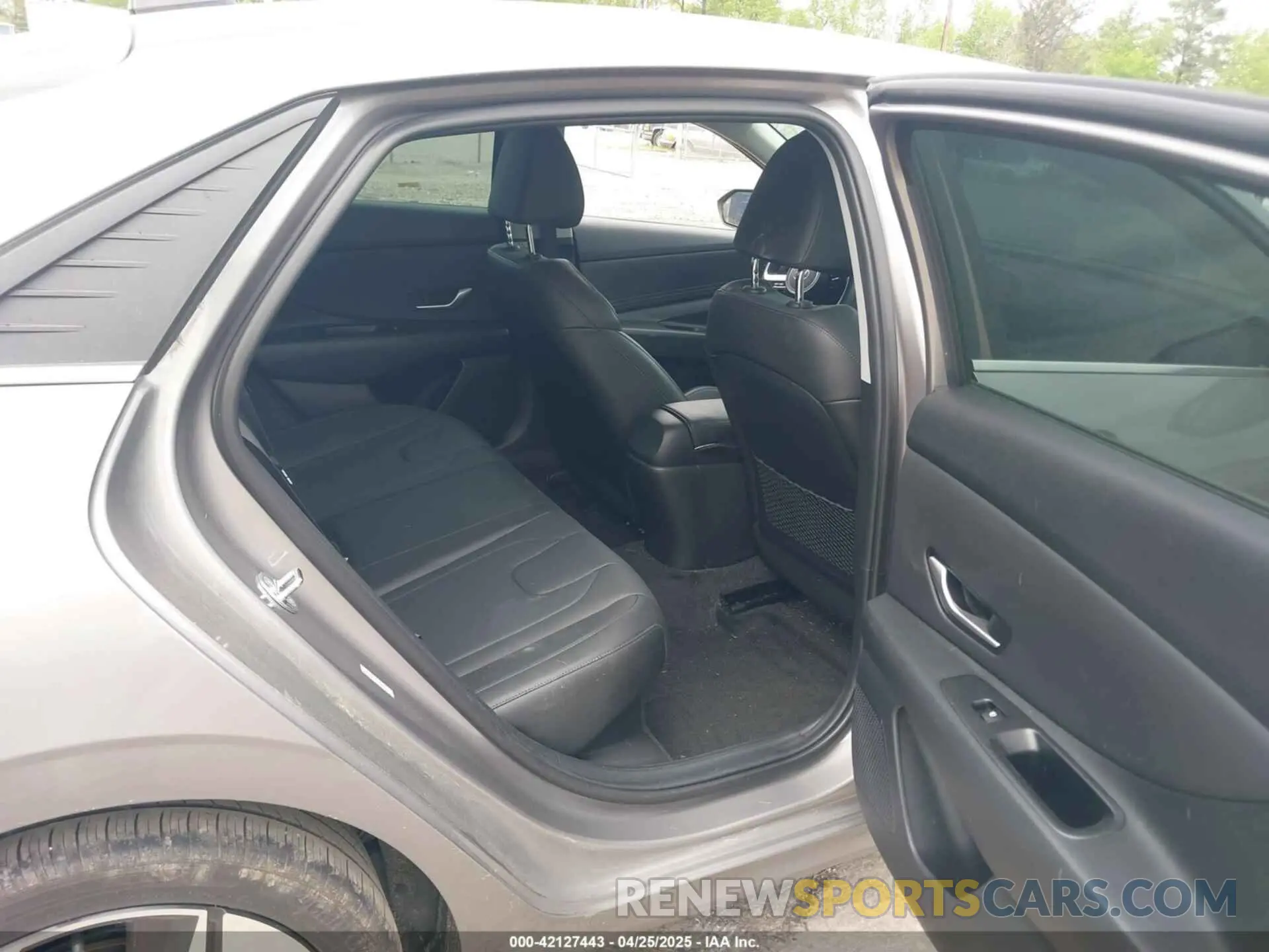 8 Photograph of a damaged car KMHLN4AJ5PU062604 HYUNDAI ELANTRA HYBRID 2023