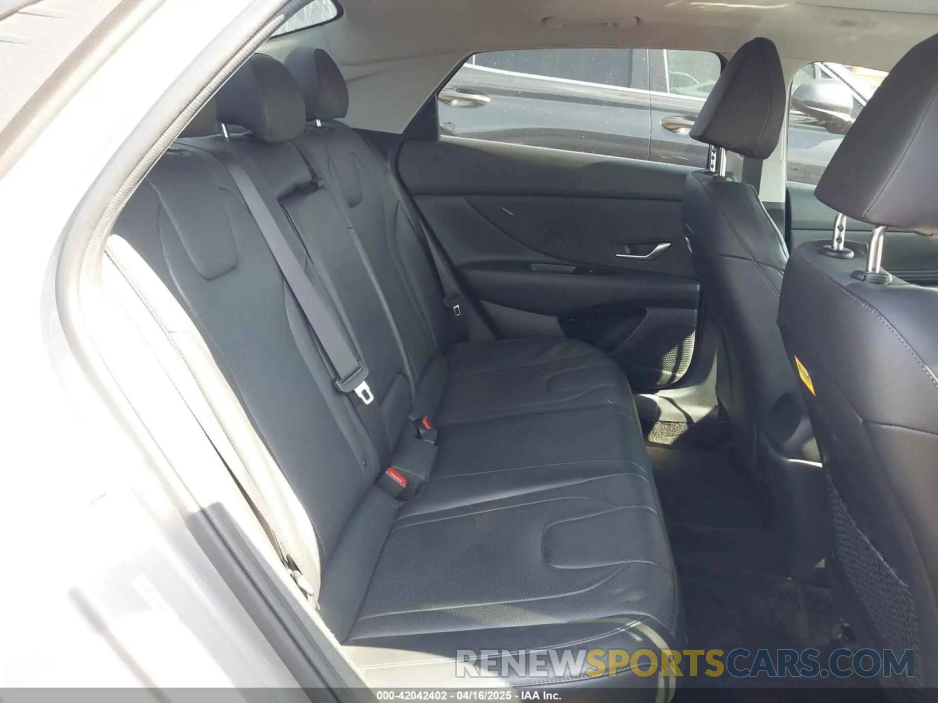 8 Photograph of a damaged car KMHLN4AJ5PU090614 HYUNDAI ELANTRA HYBRID 2023