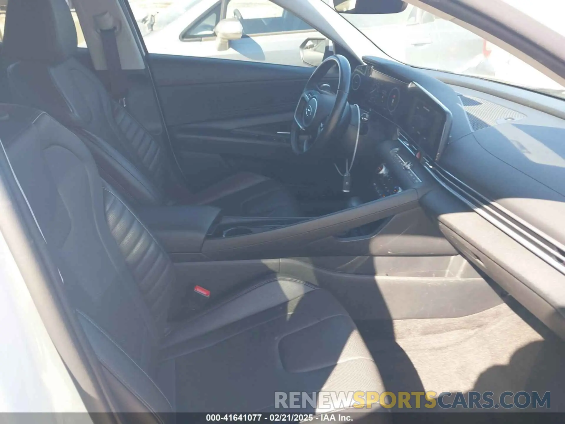 5 Photograph of a damaged car KMHLN4AJ7PU045447 HYUNDAI ELANTRA HYBRID 2023