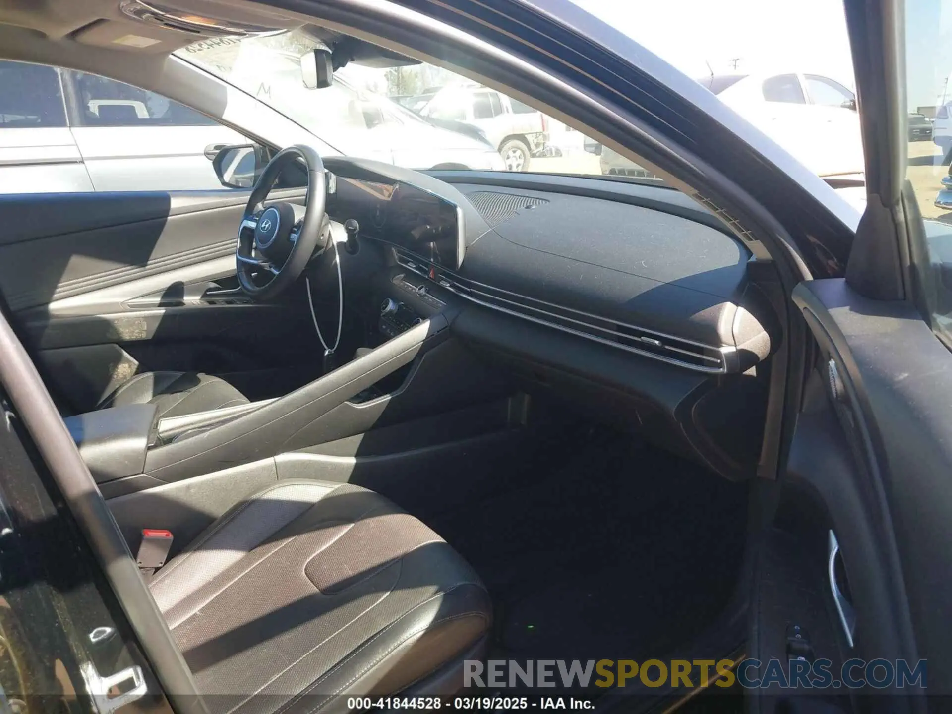 5 Photograph of a damaged car KMHLN4AJ7PU048266 HYUNDAI ELANTRA HYBRID 2023