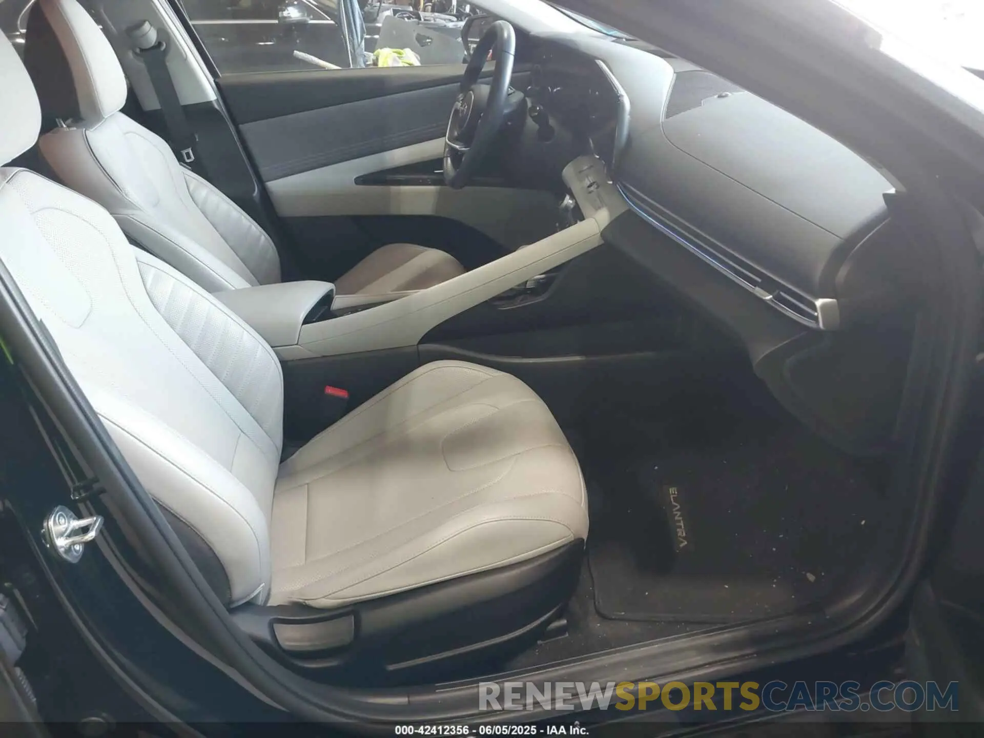 5 Photograph of a damaged car KMHLN4AJ9PU052528 HYUNDAI ELANTRA HYBRID 2023