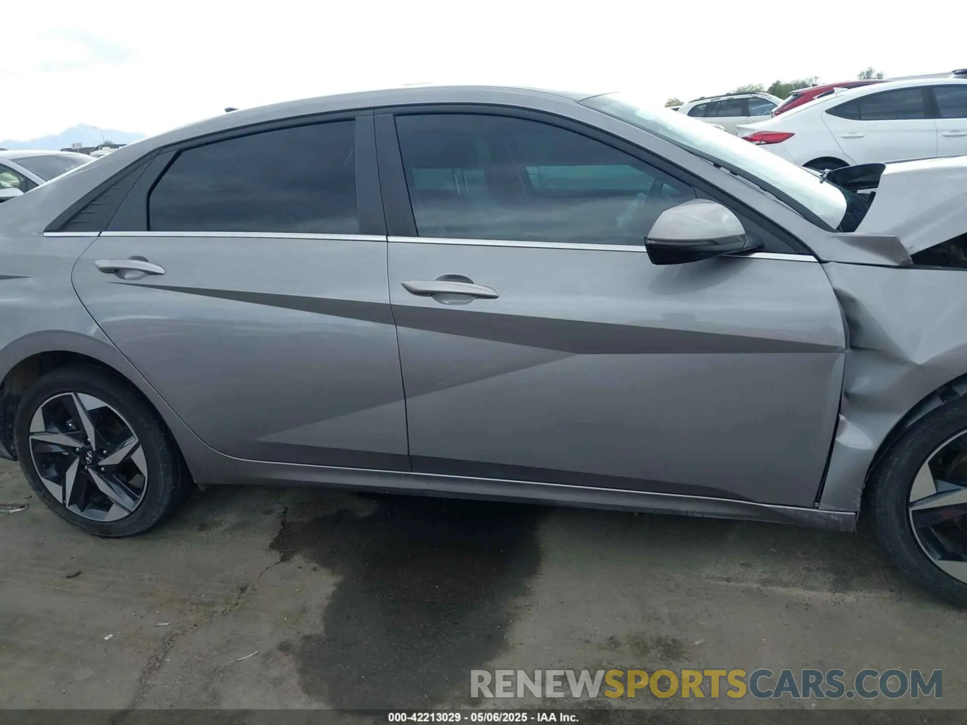 13 Photograph of a damaged car KMHLN4AJ9PU092057 HYUNDAI ELANTRA HYBRID 2023
