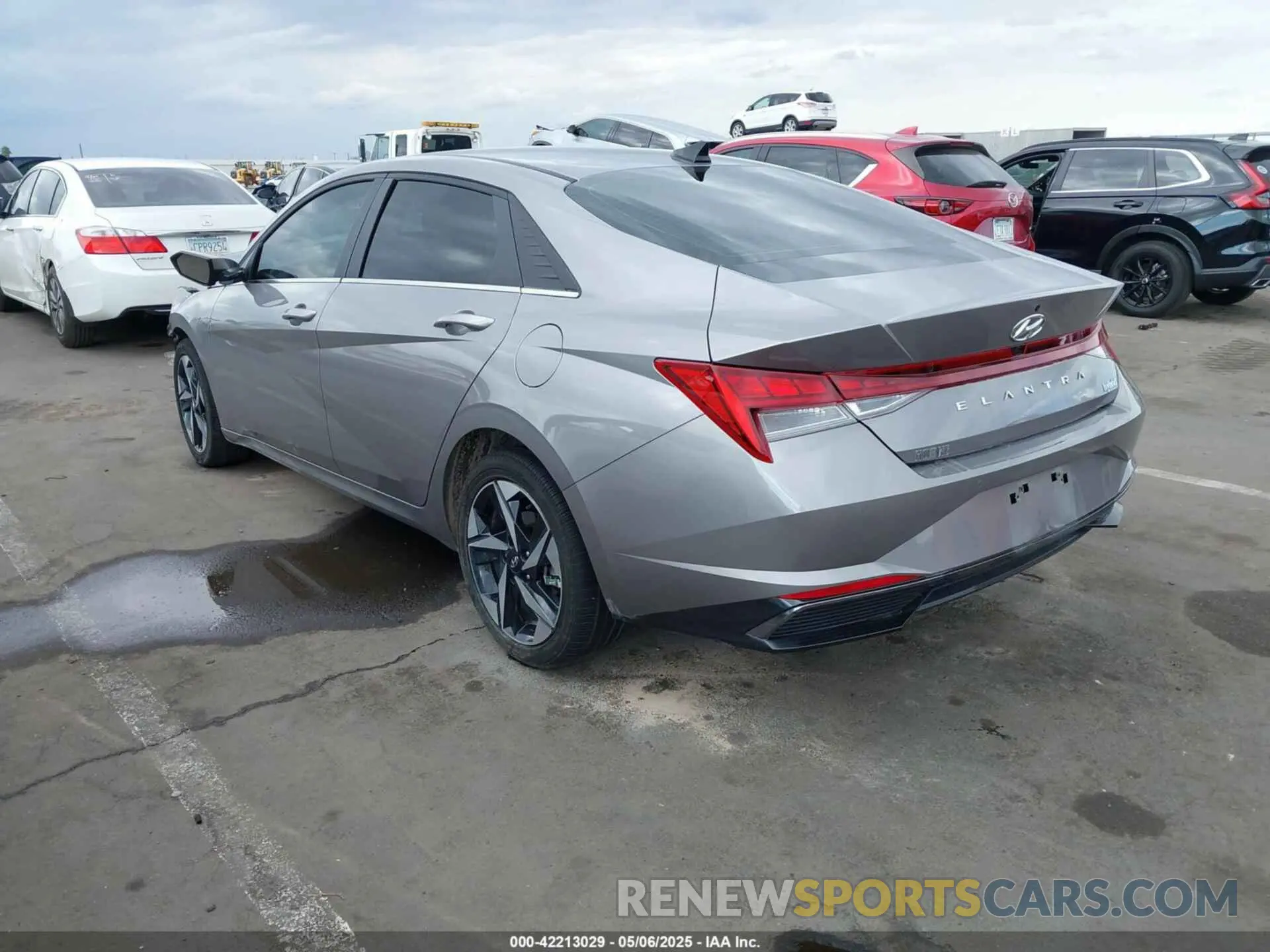 3 Photograph of a damaged car KMHLN4AJ9PU092057 HYUNDAI ELANTRA HYBRID 2023