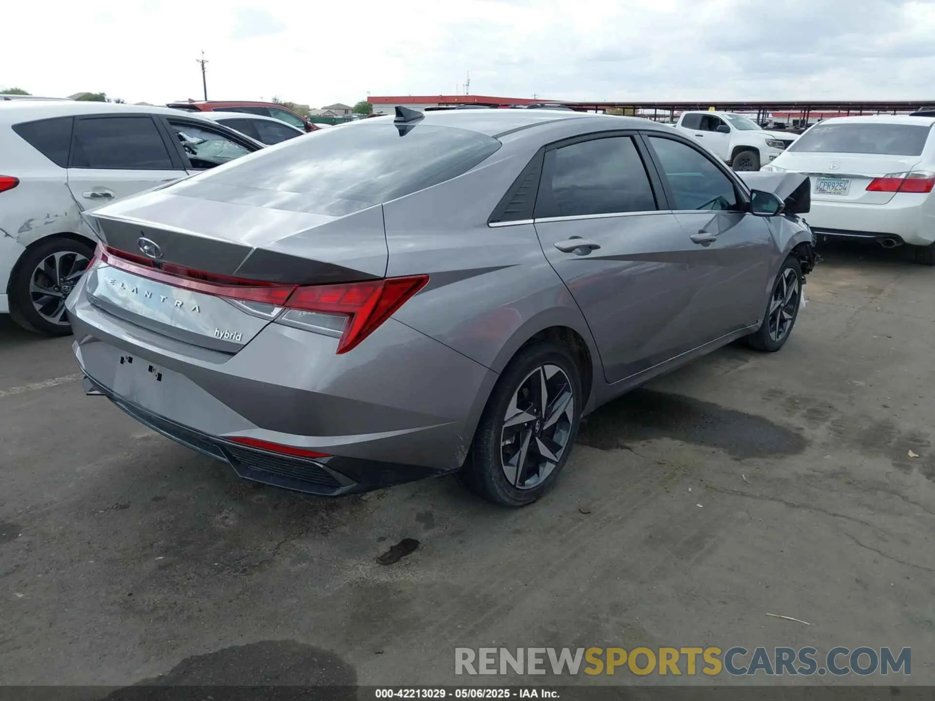 4 Photograph of a damaged car KMHLN4AJ9PU092057 HYUNDAI ELANTRA HYBRID 2023