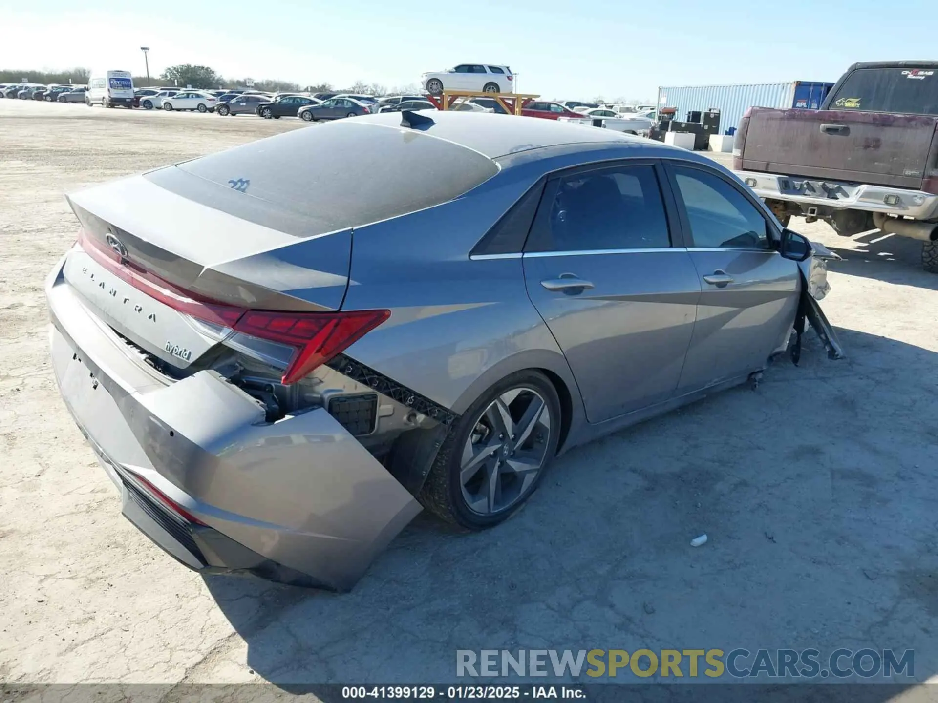 4 Photograph of a damaged car KMHLN4AJXPU043305 HYUNDAI ELANTRA HYBRID 2023