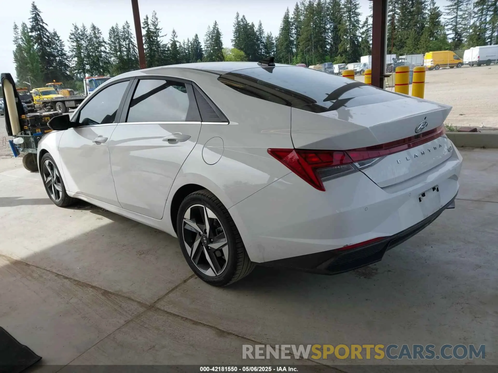 3 Photograph of a damaged car KMHLN4AJXPU079575 HYUNDAI ELANTRA HYBRID 2023