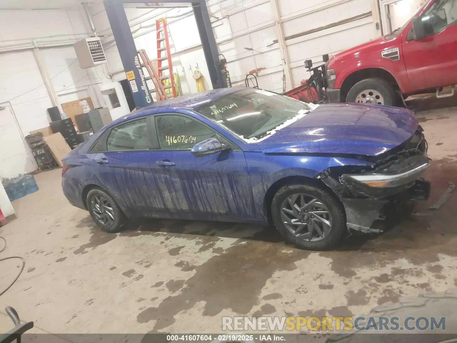 13 Photograph of a damaged car KMHLM4DJ0RU109751 HYUNDAI ELANTRA HYBRID 2024