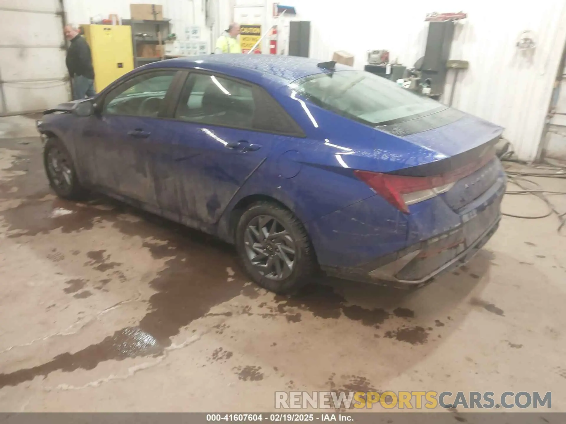 3 Photograph of a damaged car KMHLM4DJ0RU109751 HYUNDAI ELANTRA HYBRID 2024