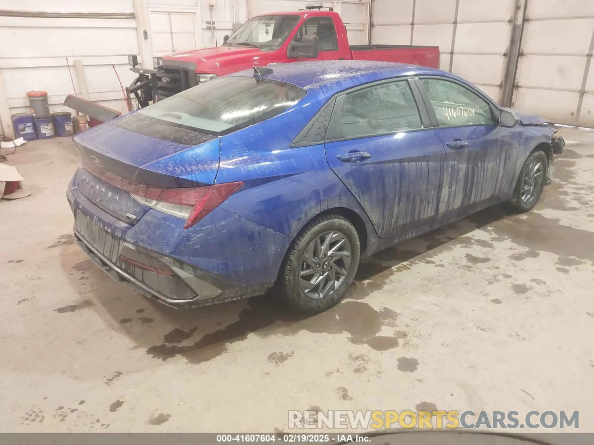 4 Photograph of a damaged car KMHLM4DJ0RU109751 HYUNDAI ELANTRA HYBRID 2024