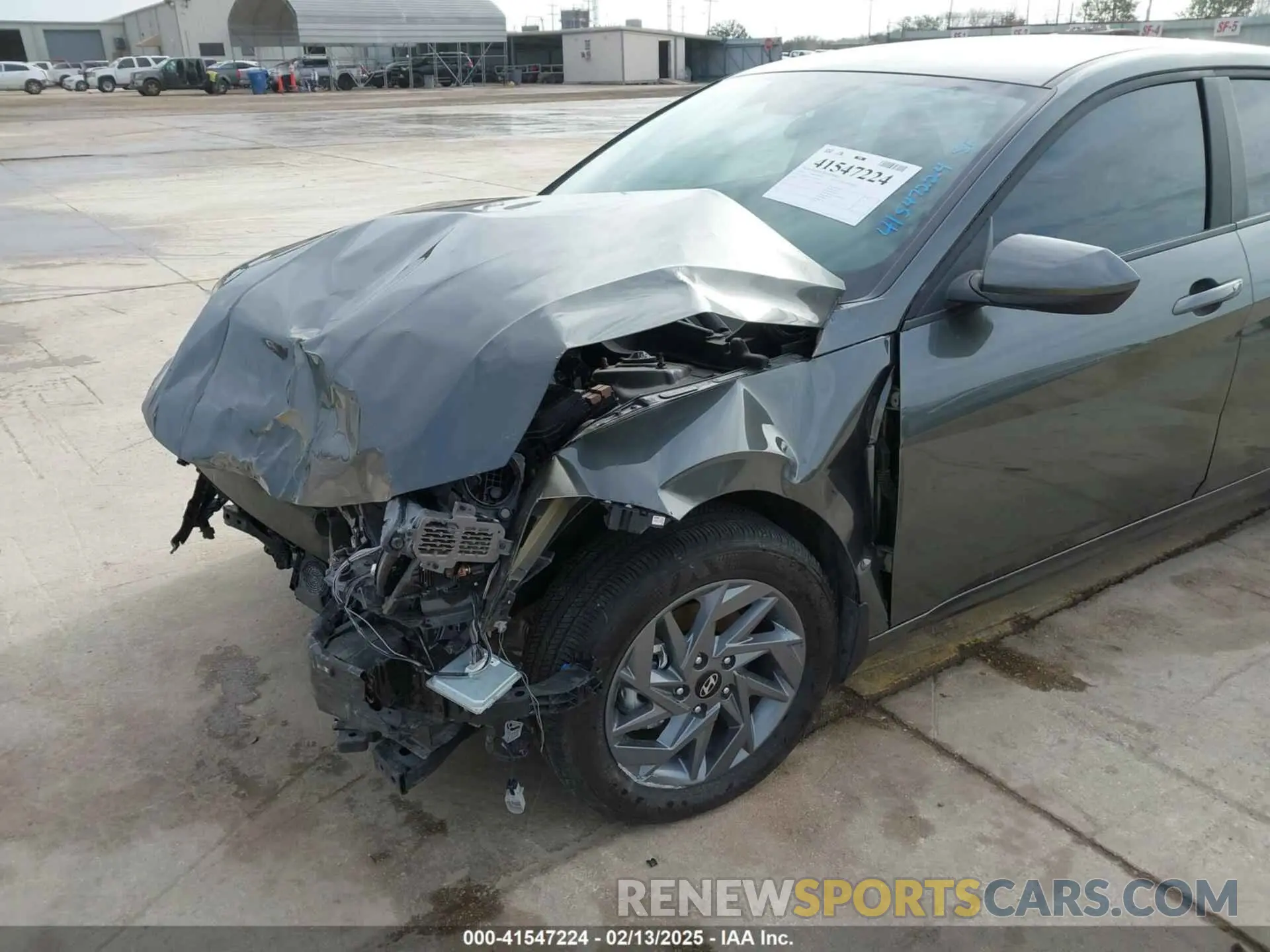6 Photograph of a damaged car KMHLM4DJ2RU094783 HYUNDAI ELANTRA HYBRID 2024