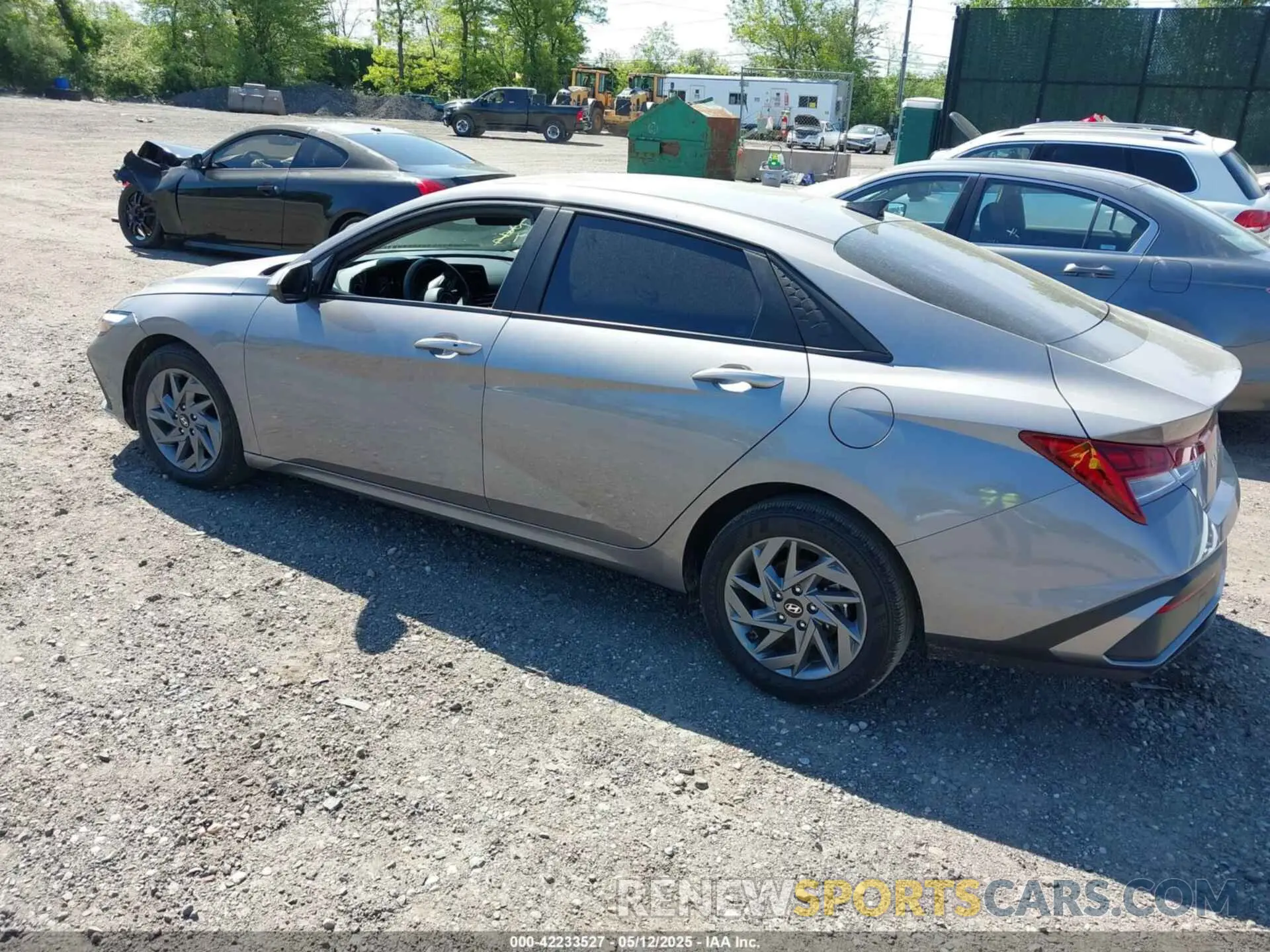 3 Photograph of a damaged car KMHLM4DJ2RU103613 HYUNDAI ELANTRA HYBRID 2024