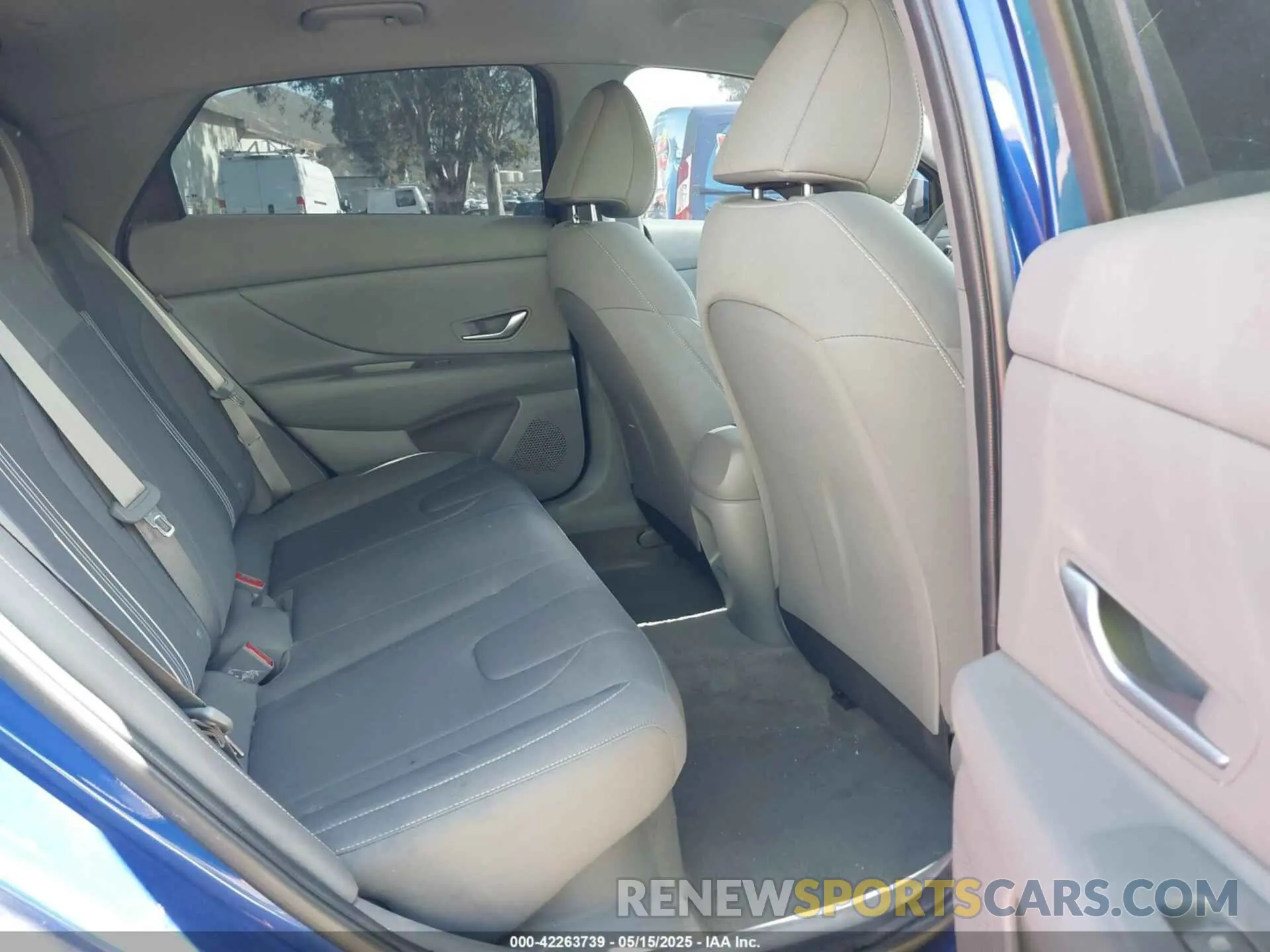 8 Photograph of a damaged car KMHLM4DJ4RU097281 HYUNDAI ELANTRA HYBRID 2024