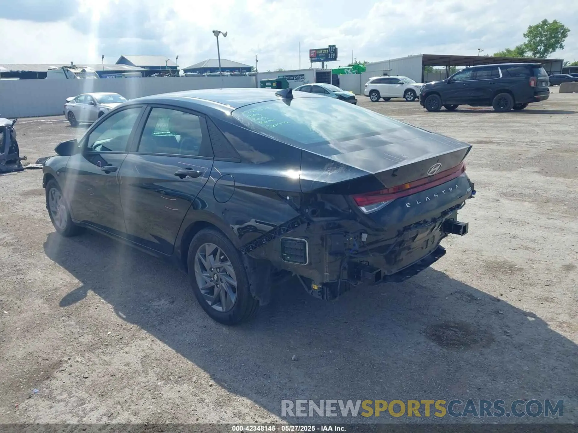 3 Photograph of a damaged car KMHLM4DJ5RU097712 HYUNDAI ELANTRA HYBRID 2024