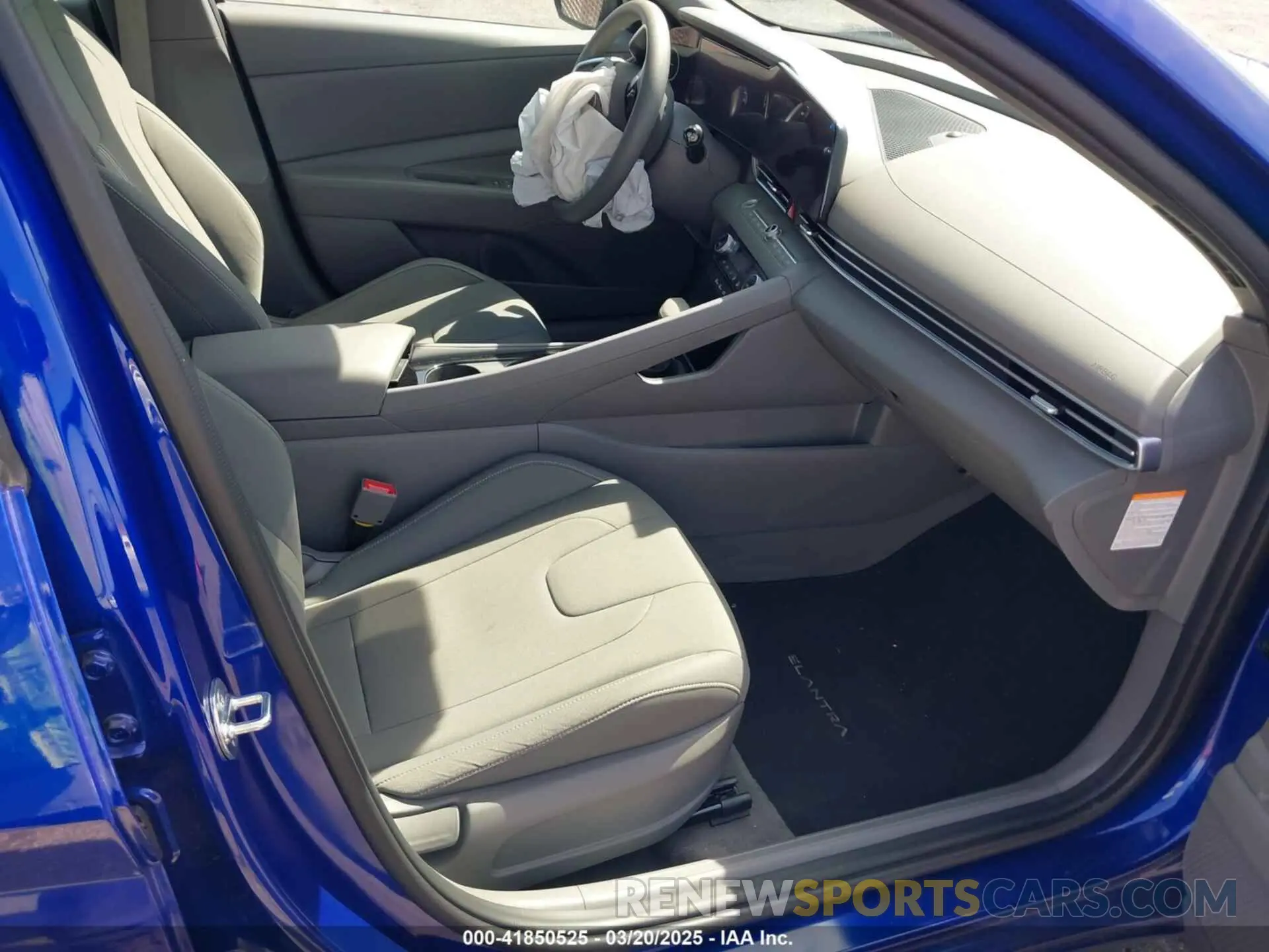 5 Photograph of a damaged car KMHLM4DJ7RU108483 HYUNDAI ELANTRA HYBRID 2024