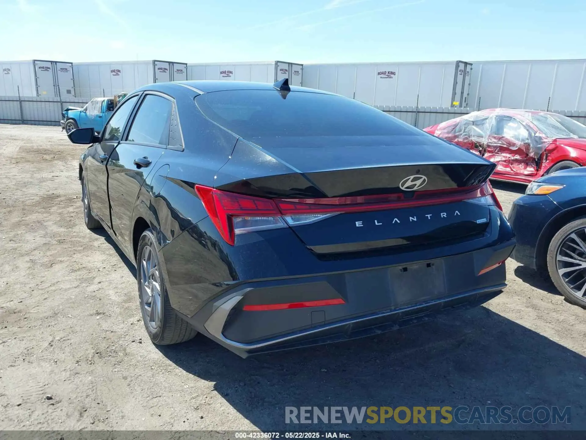 3 Photograph of a damaged car KMHLM4DJ8RU107889 HYUNDAI ELANTRA HYBRID 2024