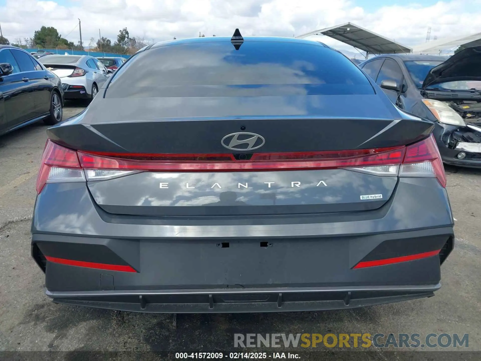 17 Photograph of a damaged car KMHLM4DJXRU093428 HYUNDAI ELANTRA HYBRID 2024