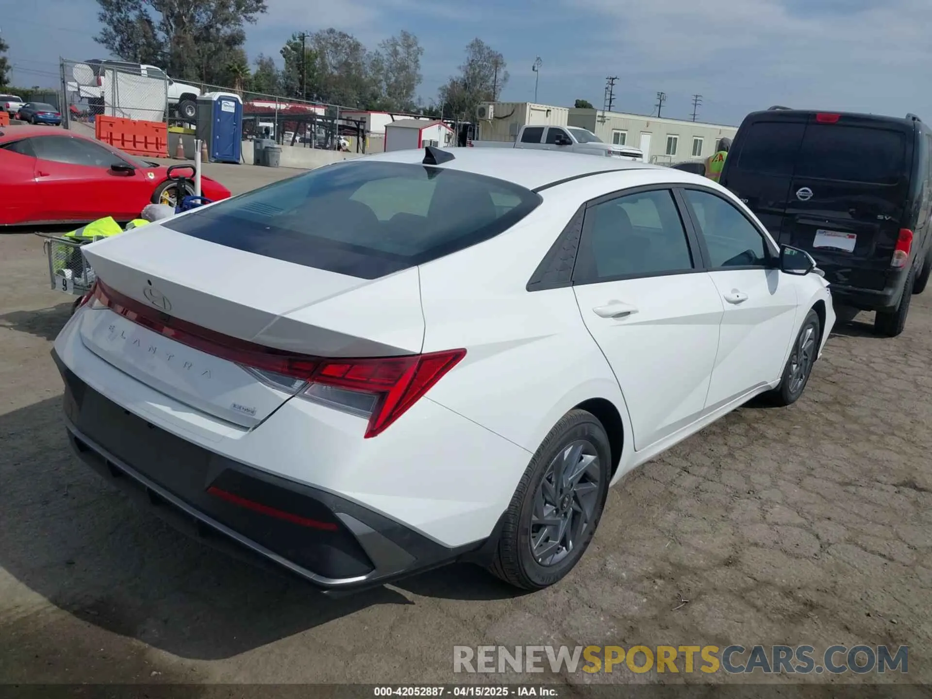 4 Photograph of a damaged car KMHLM4DJXRU097897 HYUNDAI ELANTRA HYBRID 2024