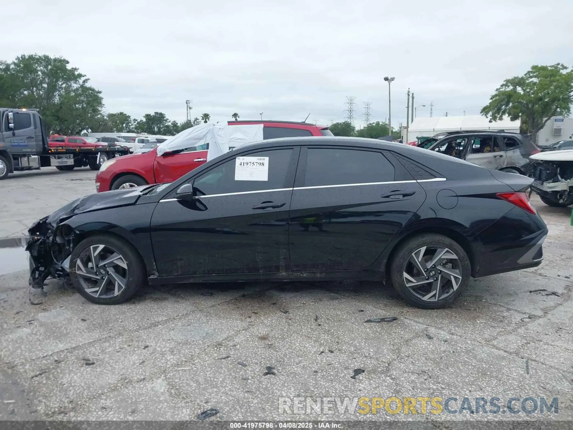 14 Photograph of a damaged car KMHLN4DJ1RU101557 HYUNDAI ELANTRA HYBRID 2024