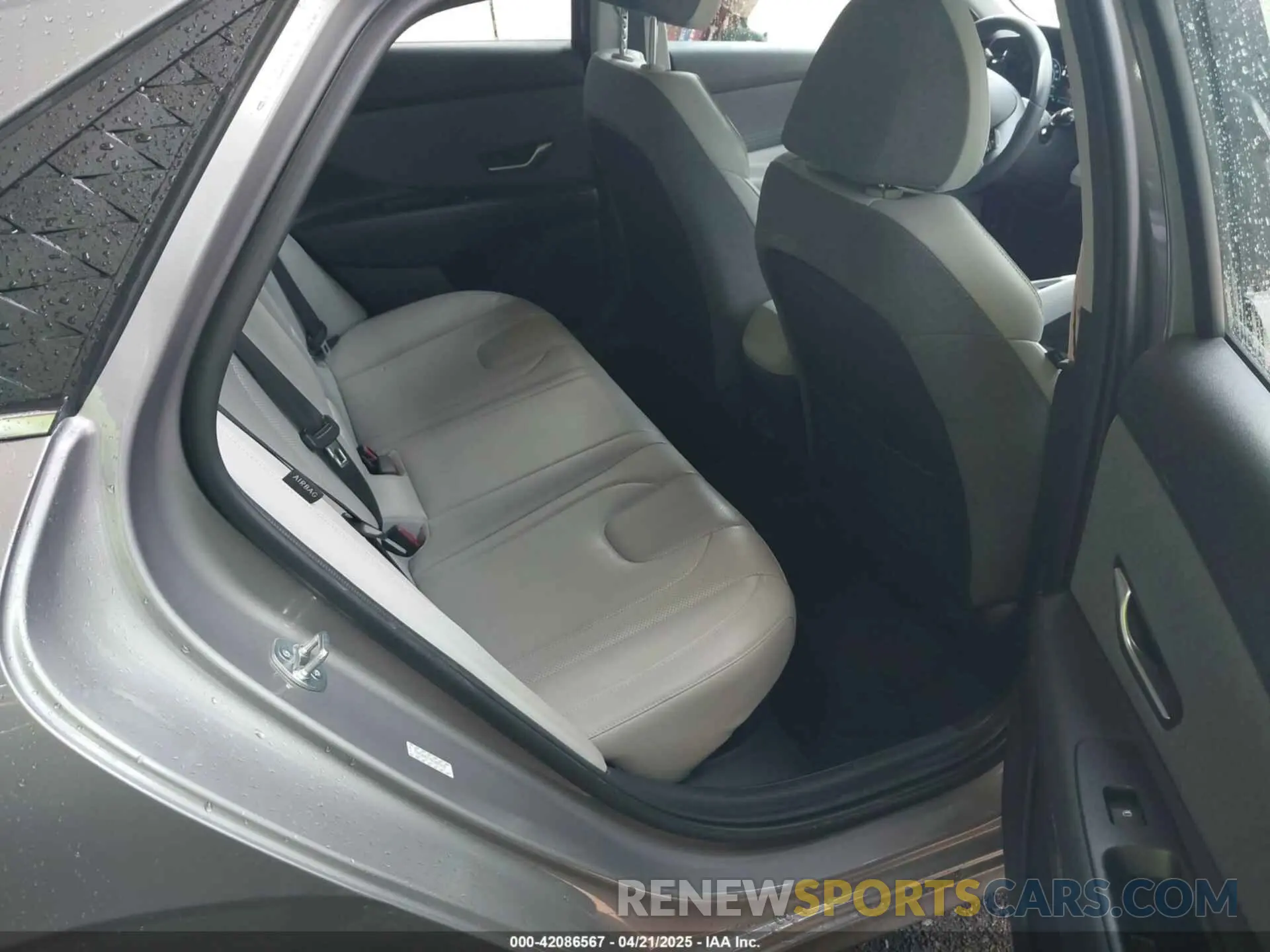 8 Photograph of a damaged car KMHLN4DJ4RU097410 HYUNDAI ELANTRA HYBRID 2024