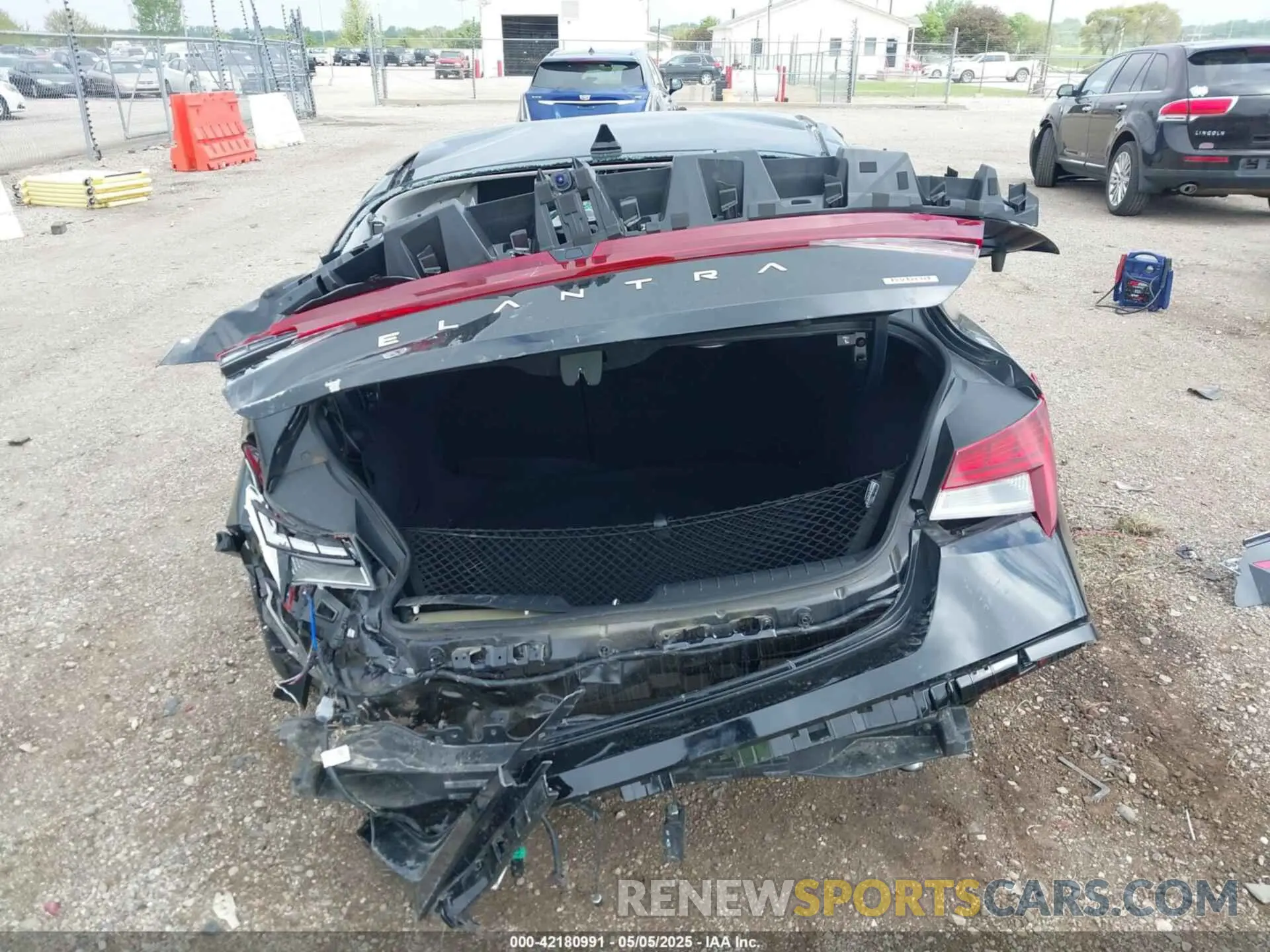 16 Photograph of a damaged car KMHLN4DJ6RU095156 HYUNDAI ELANTRA HYBRID 2024