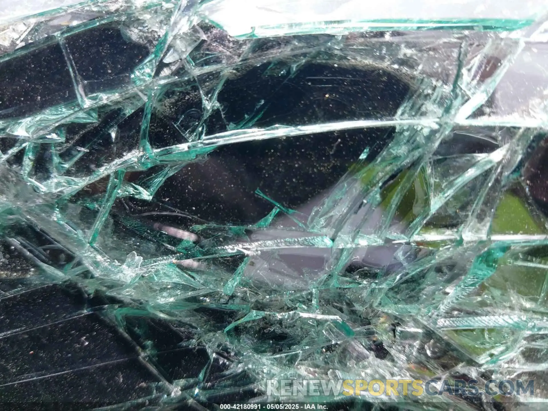 9 Photograph of a damaged car KMHLN4DJ6RU095156 HYUNDAI ELANTRA HYBRID 2024