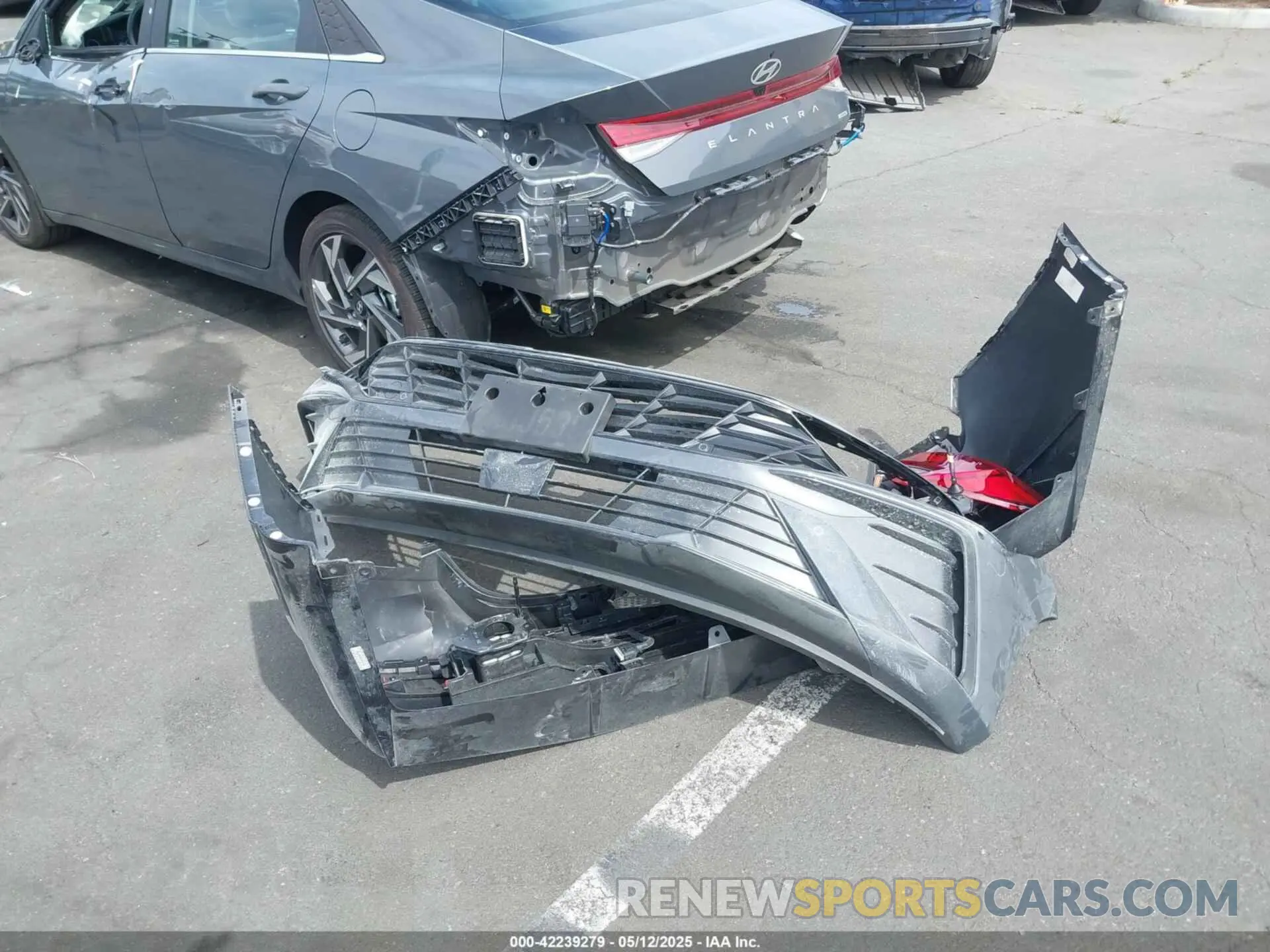 12 Photograph of a damaged car KMHLN4DJ6RU097585 HYUNDAI ELANTRA HYBRID 2024