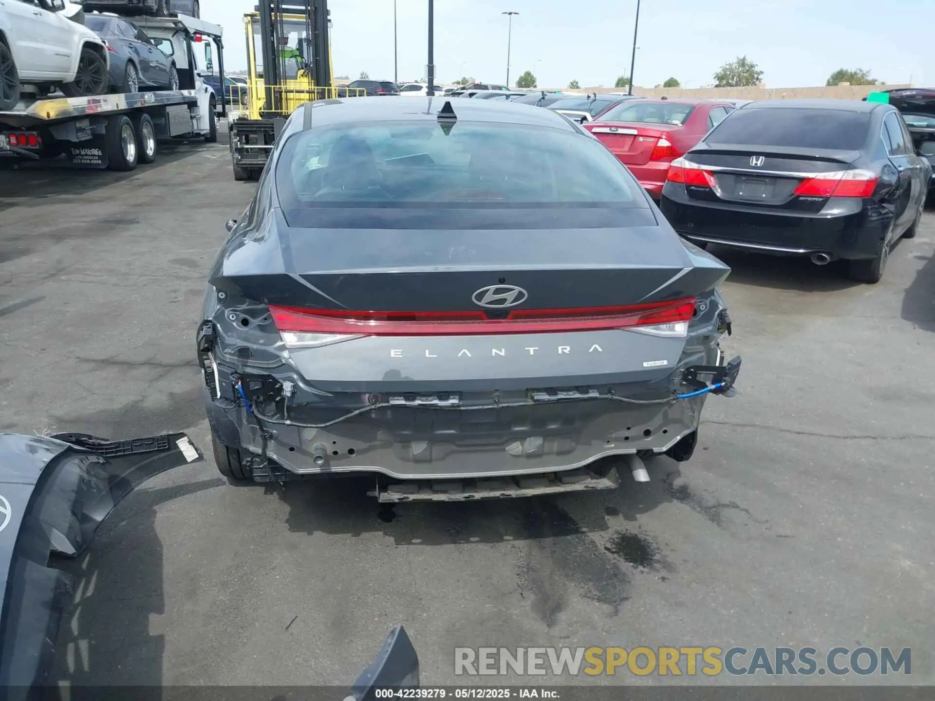 17 Photograph of a damaged car KMHLN4DJ6RU097585 HYUNDAI ELANTRA HYBRID 2024