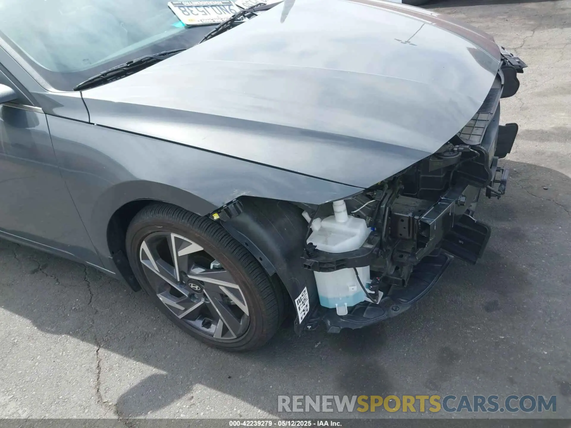 18 Photograph of a damaged car KMHLN4DJ6RU097585 HYUNDAI ELANTRA HYBRID 2024