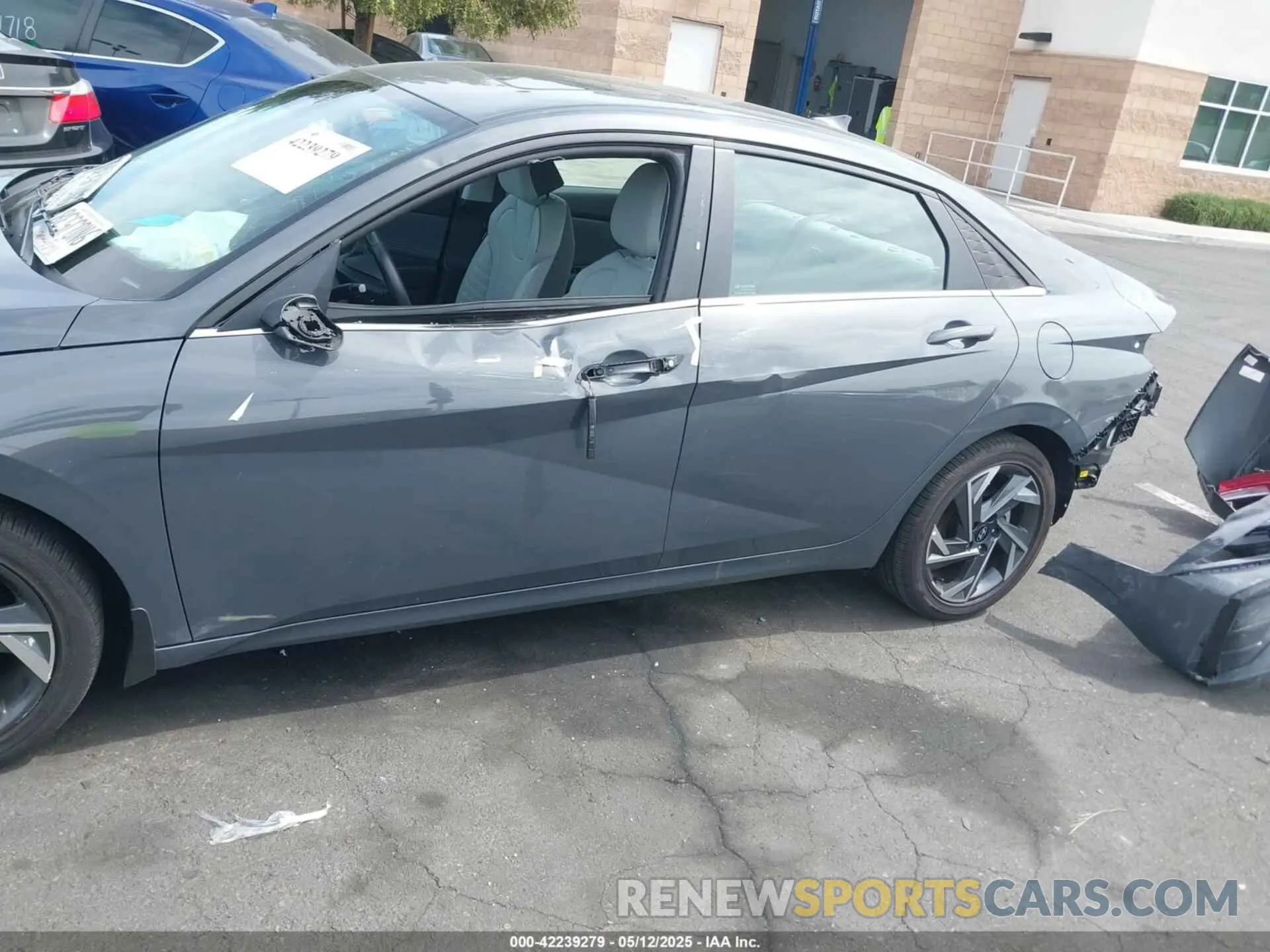 6 Photograph of a damaged car KMHLN4DJ6RU097585 HYUNDAI ELANTRA HYBRID 2024