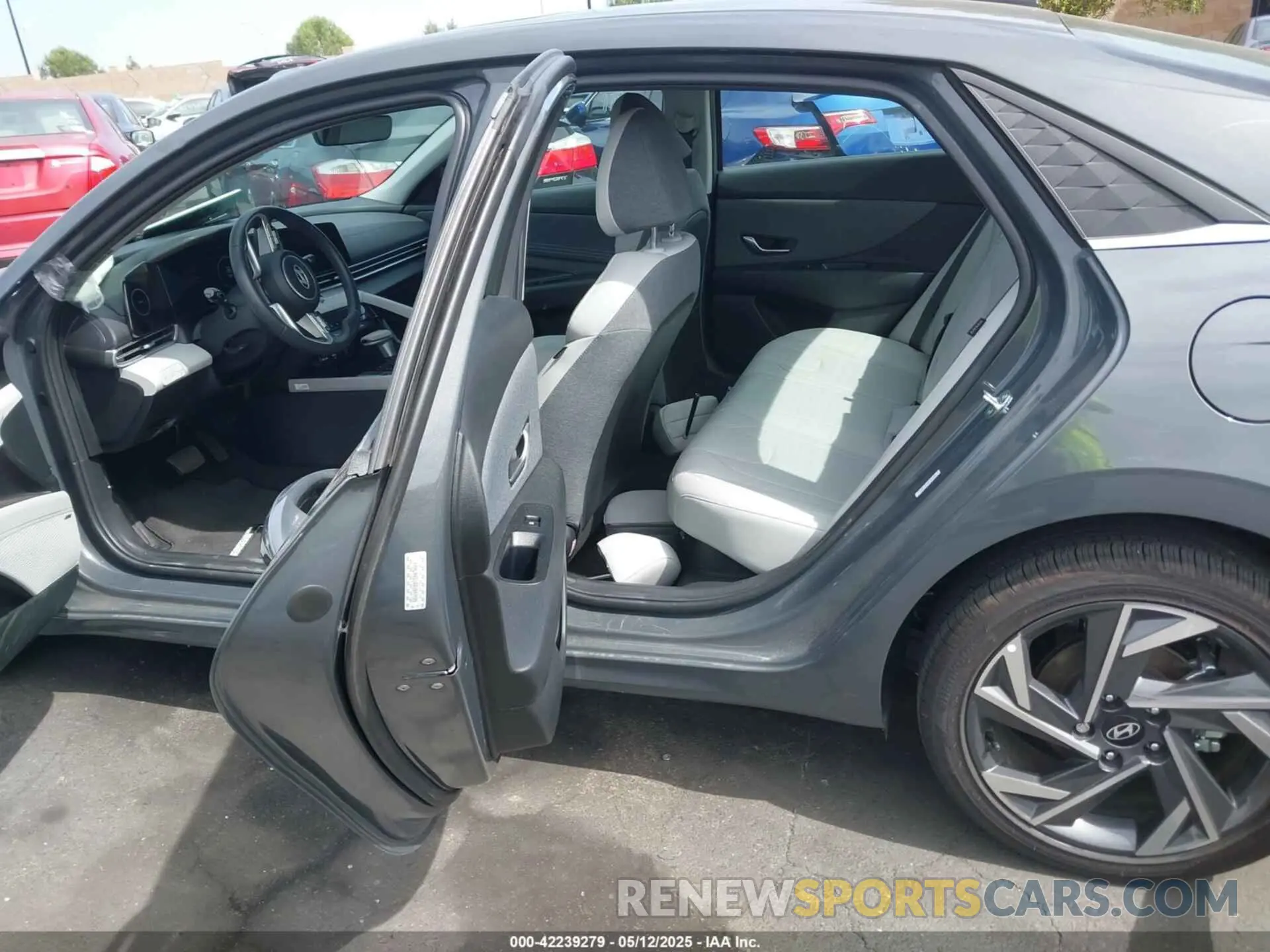 8 Photograph of a damaged car KMHLN4DJ6RU097585 HYUNDAI ELANTRA HYBRID 2024