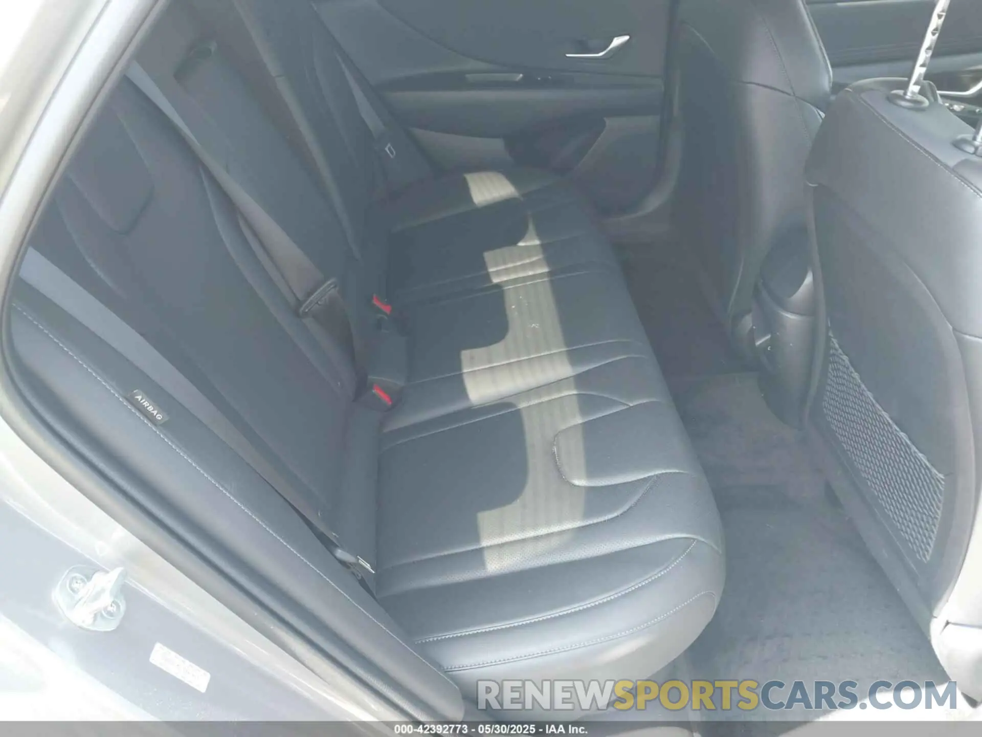 8 Photograph of a damaged car KMHLN4DJ7RU096025 HYUNDAI ELANTRA HYBRID 2024