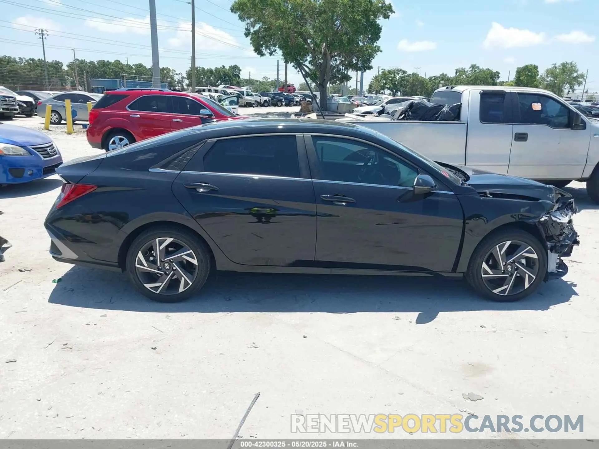 14 Photograph of a damaged car KMHLN4DJ7RU107105 HYUNDAI ELANTRA HYBRID 2024