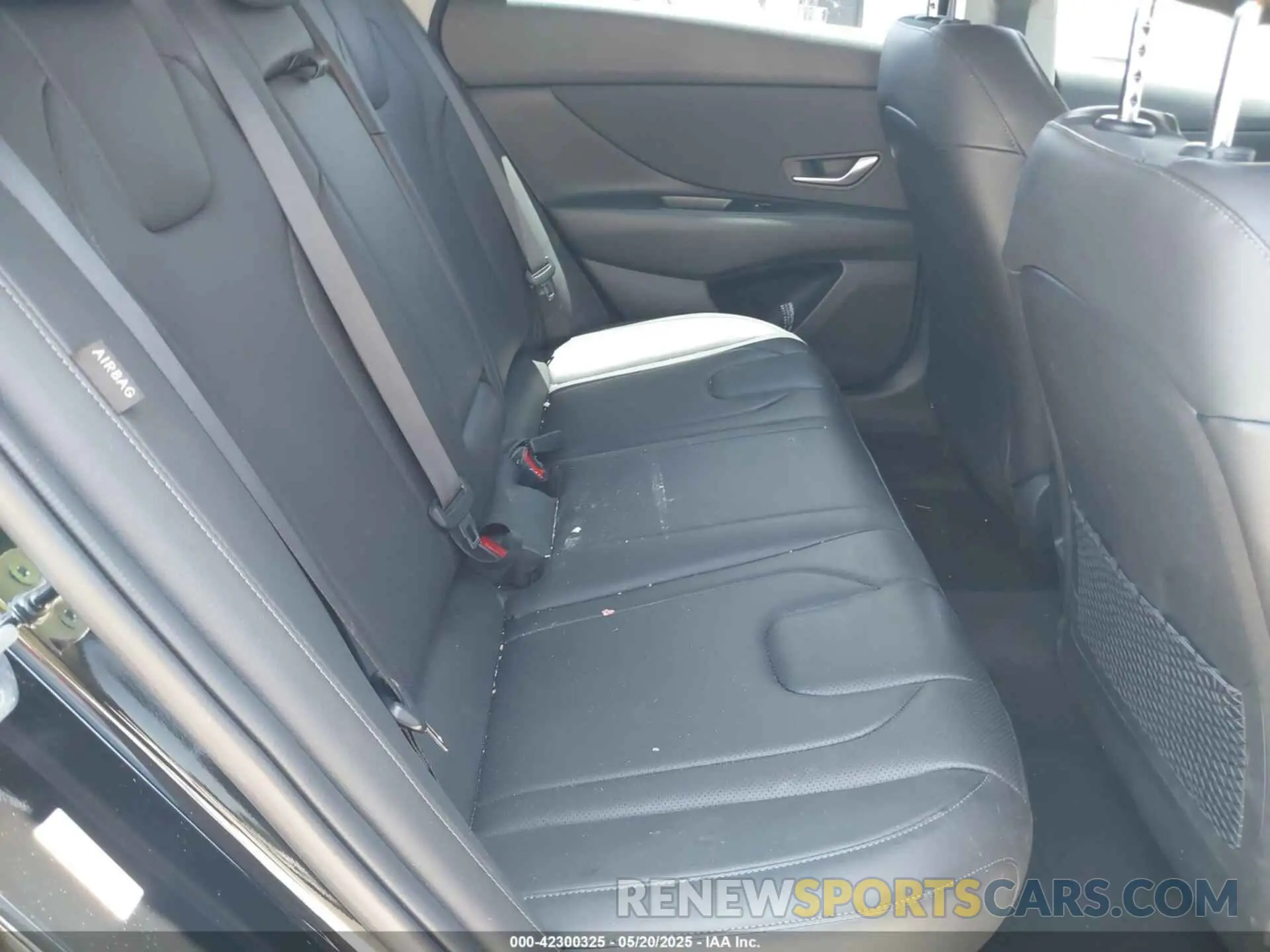 8 Photograph of a damaged car KMHLN4DJ7RU107105 HYUNDAI ELANTRA HYBRID 2024
