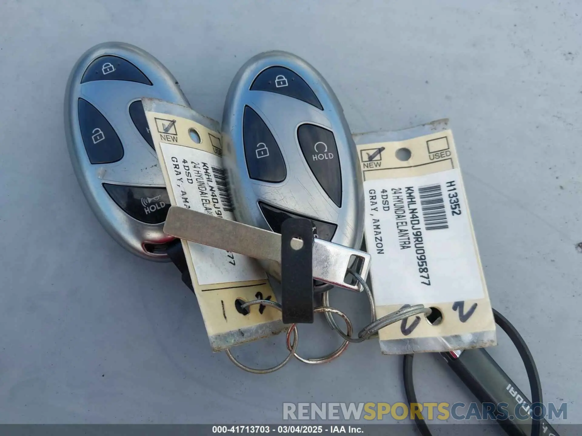 11 Photograph of a damaged car KMHLN4DJ9RU095877 HYUNDAI ELANTRA HYBRID 2024
