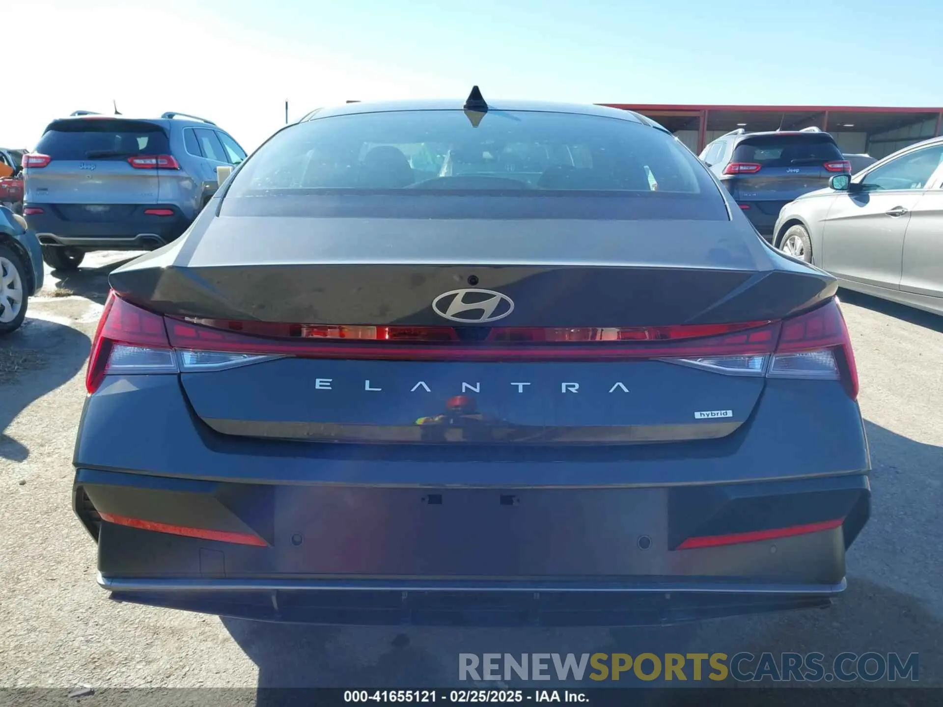 17 Photograph of a damaged car KMHLN4DJ9RU104111 HYUNDAI ELANTRA HYBRID 2024