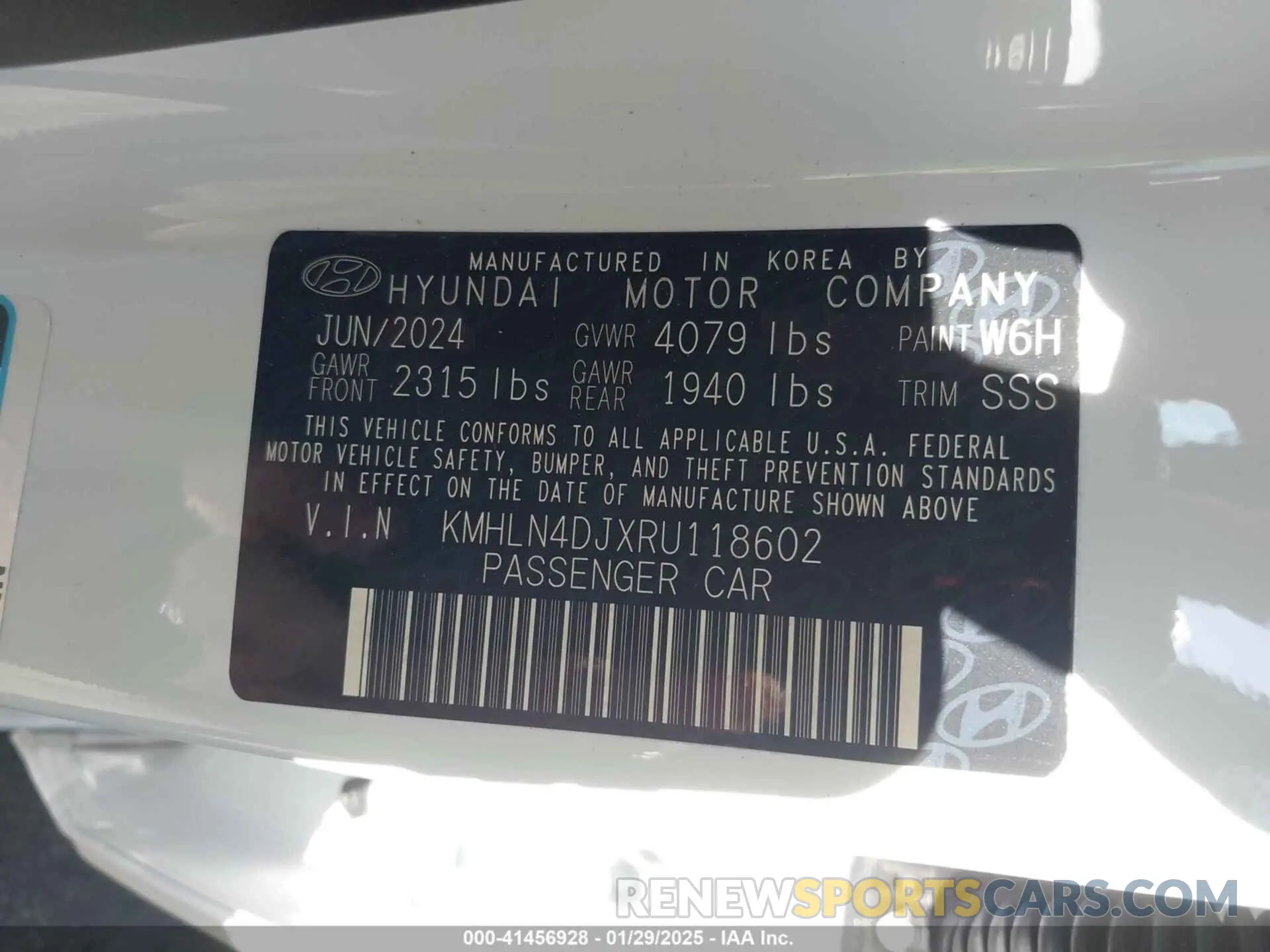 9 Photograph of a damaged car KMHLN4DJXRU118602 HYUNDAI ELANTRA HYBRID 2024