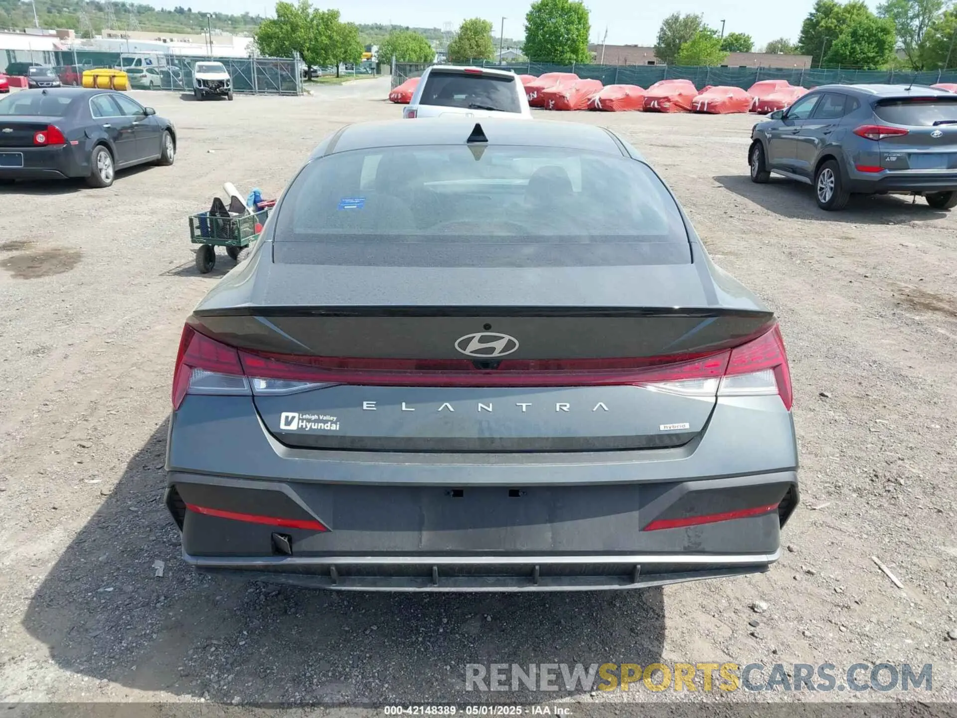 17 Photograph of a damaged car KMHLM4DJ0SU132436 HYUNDAI ELANTRA HYBRID 2025