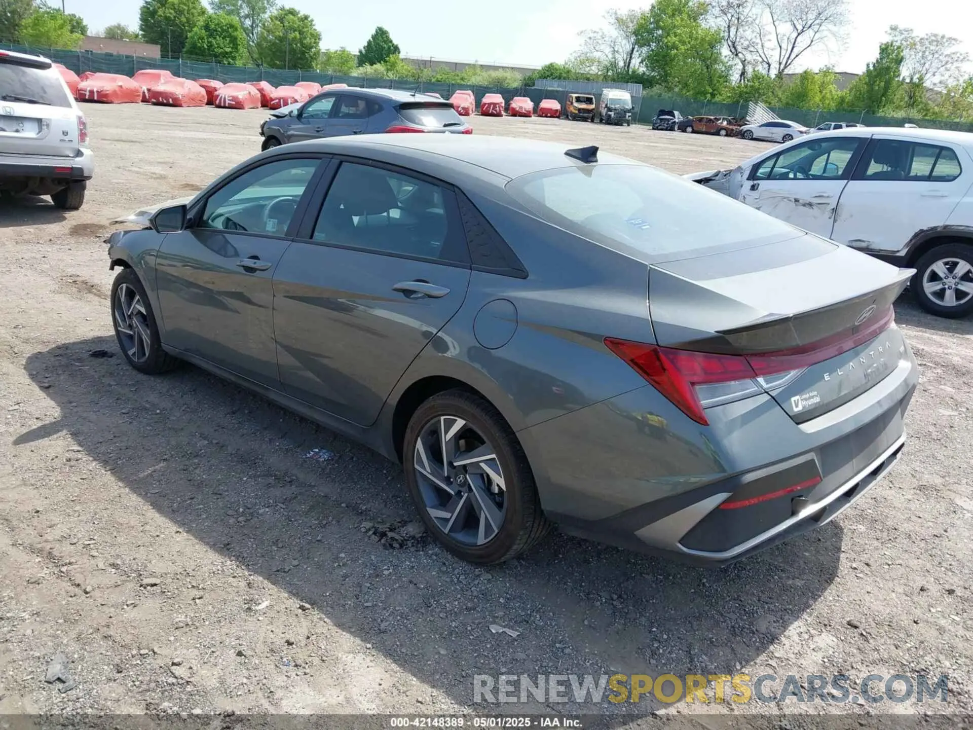 3 Photograph of a damaged car KMHLM4DJ0SU132436 HYUNDAI ELANTRA HYBRID 2025