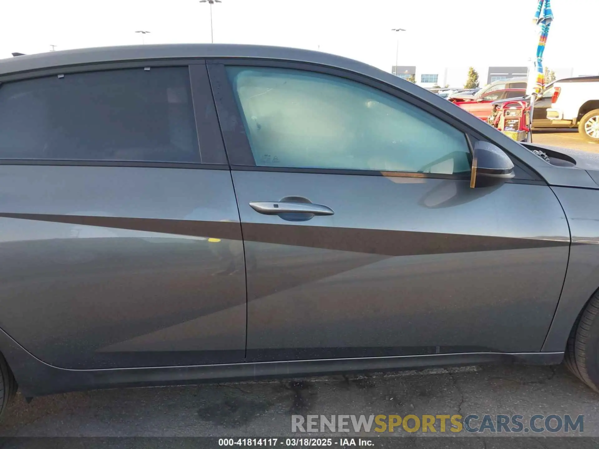 14 Photograph of a damaged car KMHLM4DJ9SU131219 HYUNDAI ELANTRA HYBRID 2025