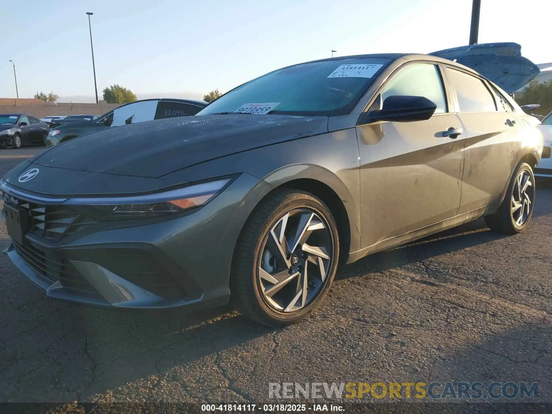 2 Photograph of a damaged car KMHLM4DJ9SU131219 HYUNDAI ELANTRA HYBRID 2025