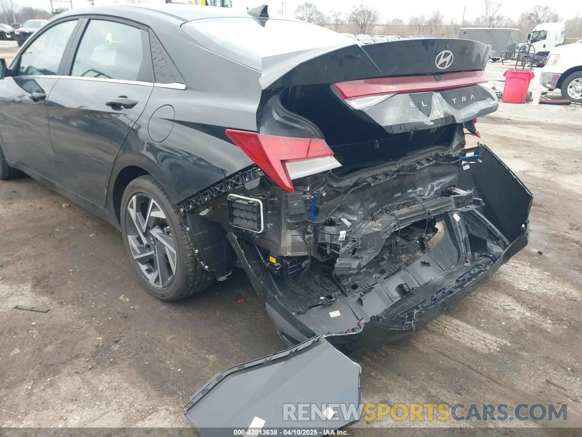 6 Photograph of a damaged car KMHLN4DJ1SU124424 HYUNDAI ELANTRA HYBRID 2025