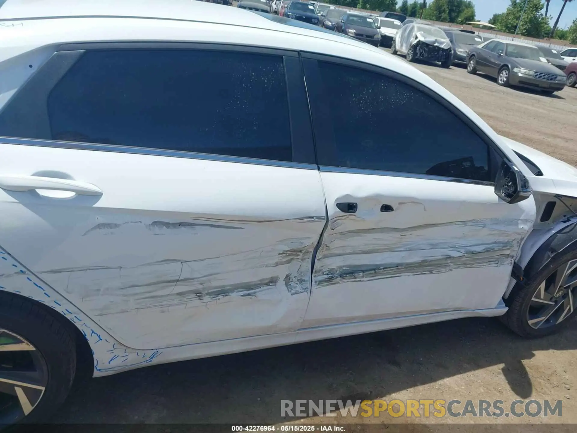 21 Photograph of a damaged car KMHLN4DJ6SU137508 HYUNDAI ELANTRA HYBRID 2025