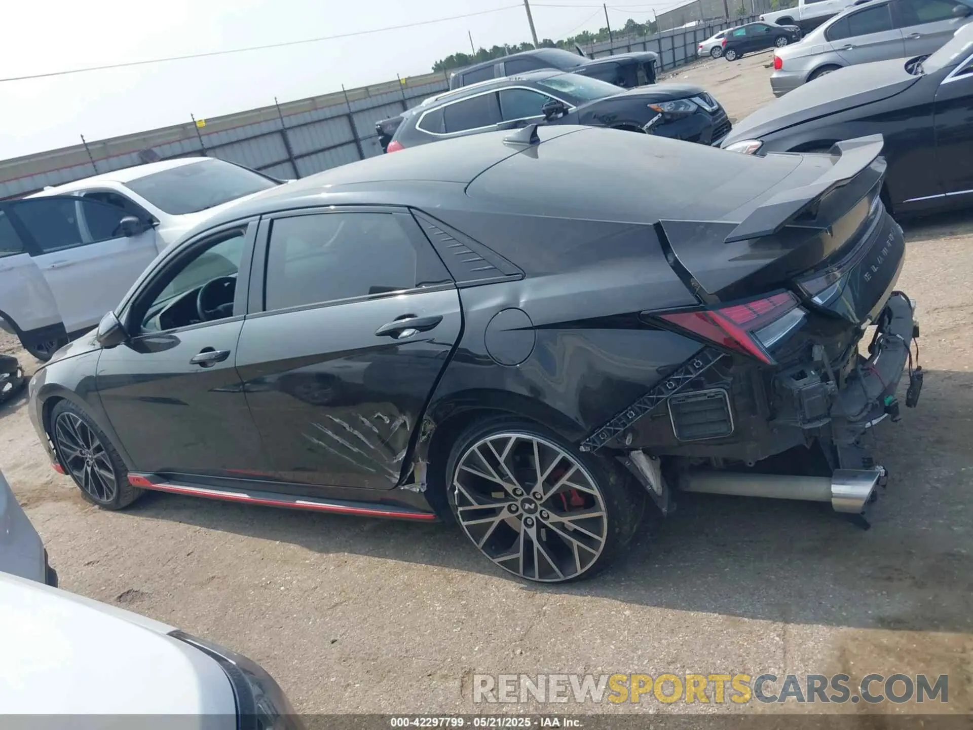 13 Photograph of a damaged car KMHLW4AK6NU005962 HYUNDAI ELANTRA N 2022